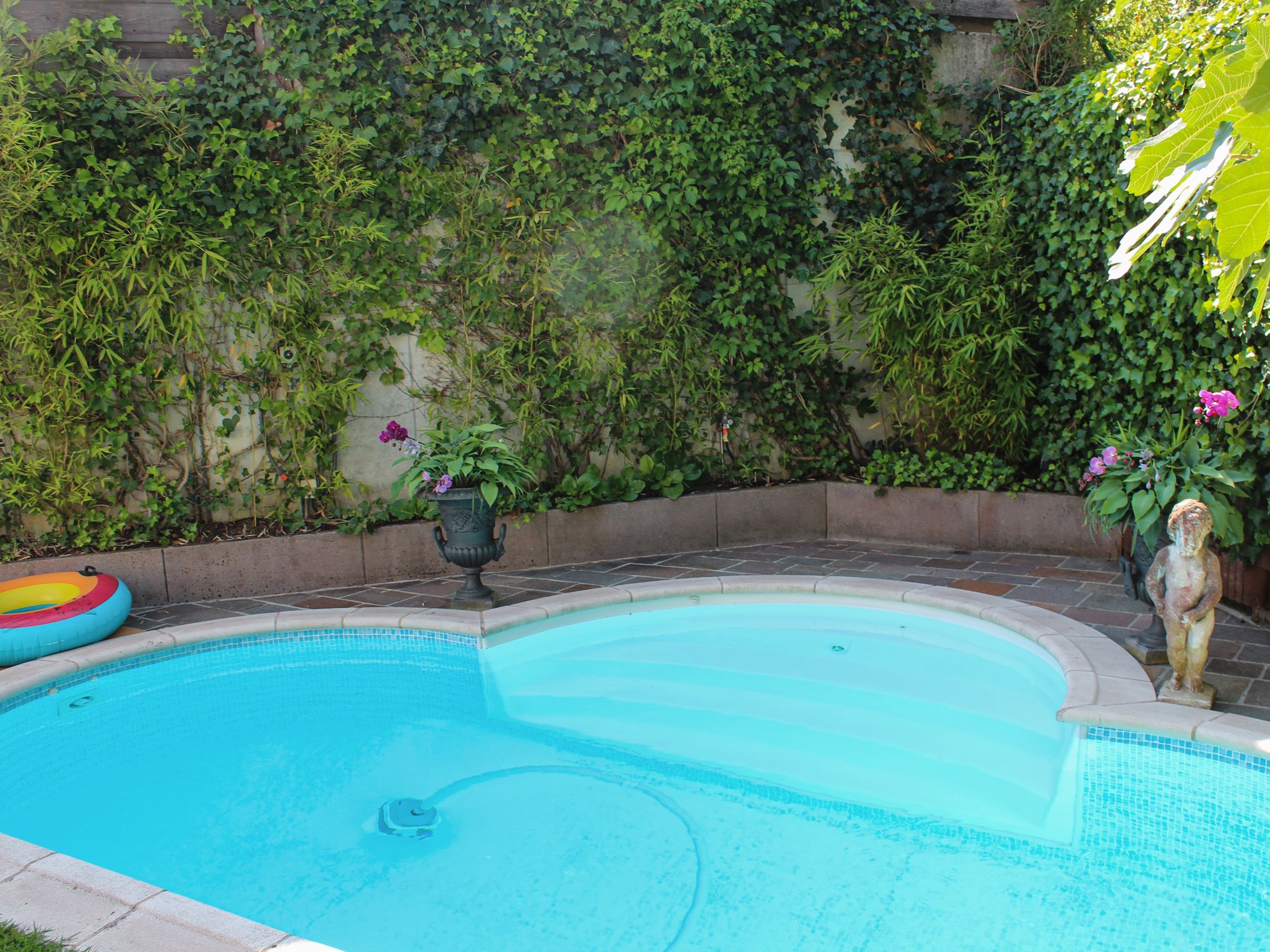 Pool Villa in Riehen