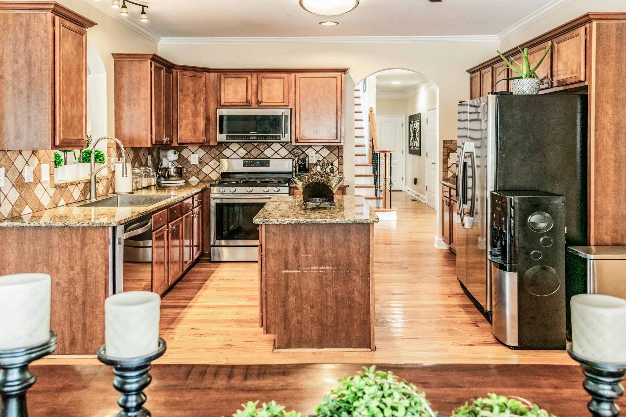 clarencegabriel_real_estate_2501 Hope_Dr-5.jpg