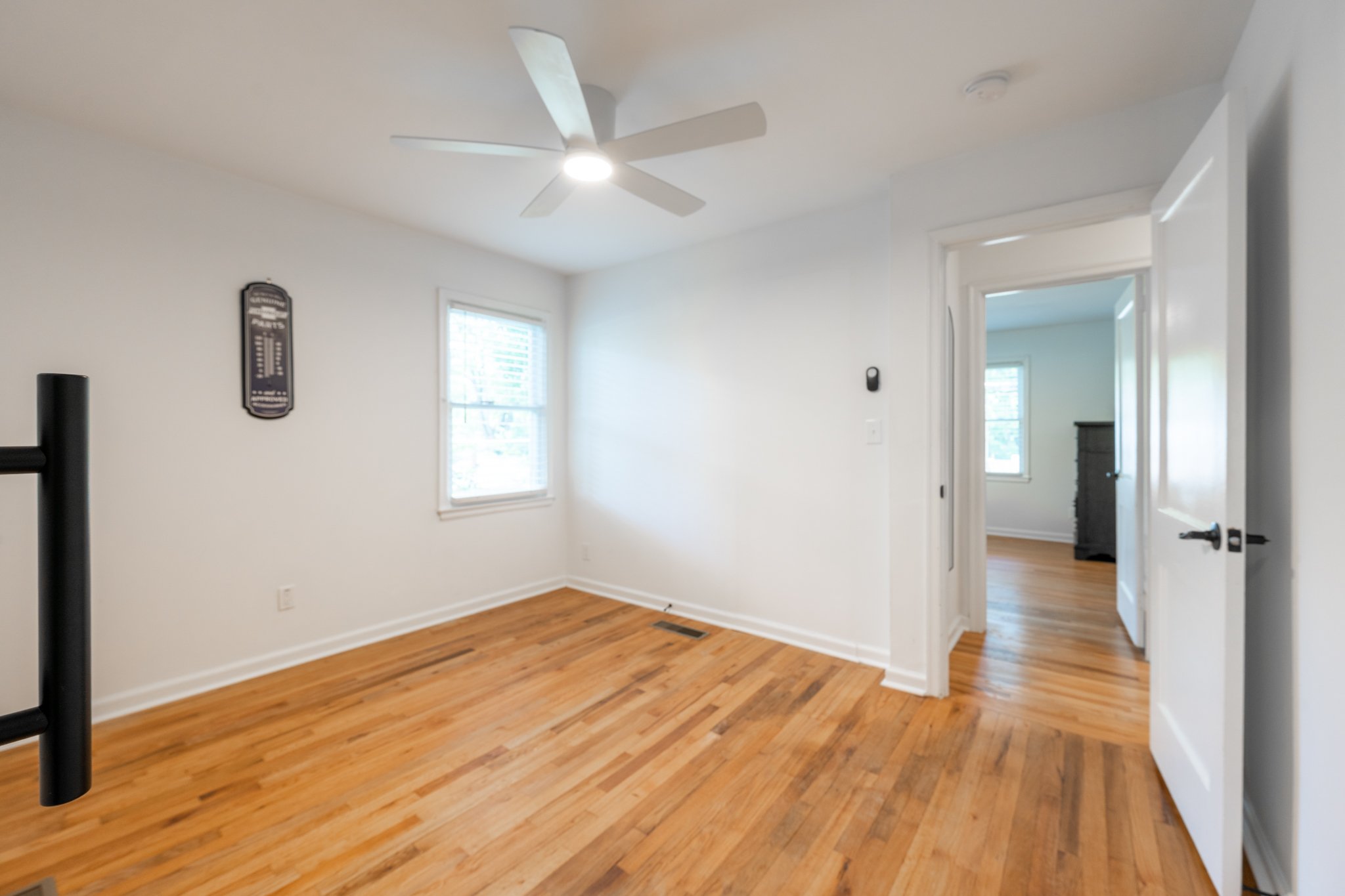 6_Owners_Suite_650_Campbell_Cir-20.jpg