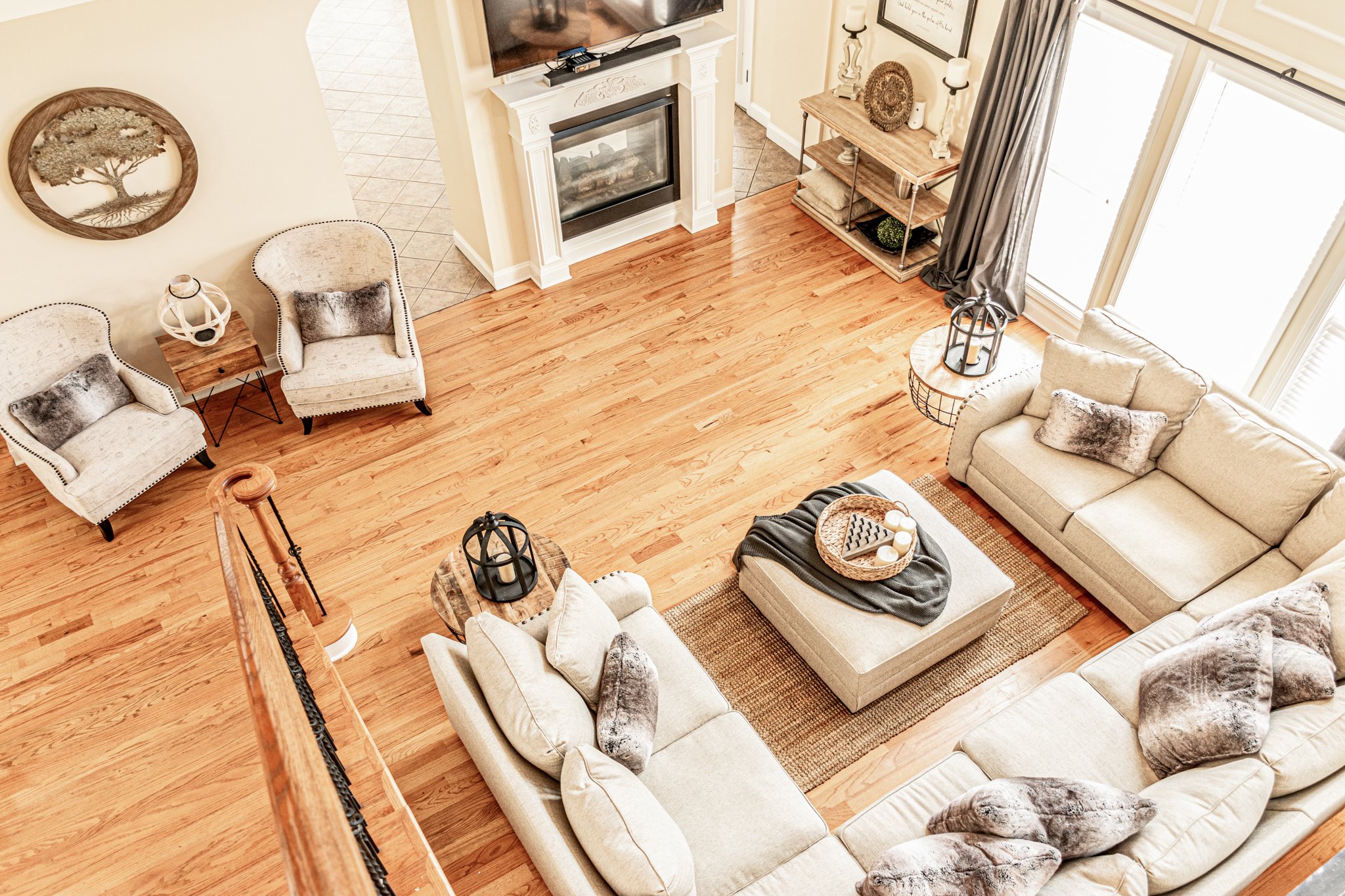 clarencegabriel_real_estate_2501 Hope_Dr-11.jpg