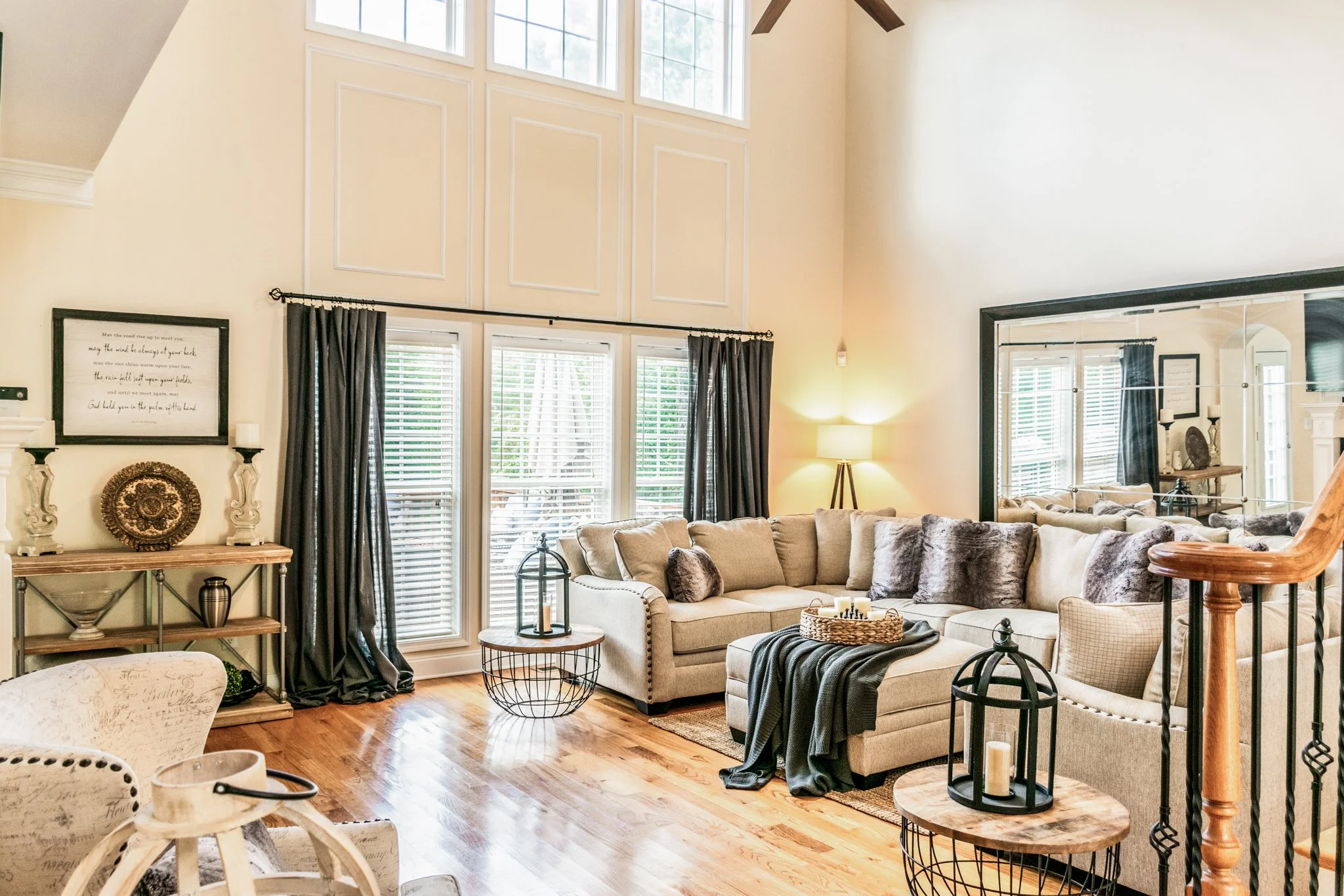 clarencegabriel_real_estate_2501 Hope_Dr-3.jpg