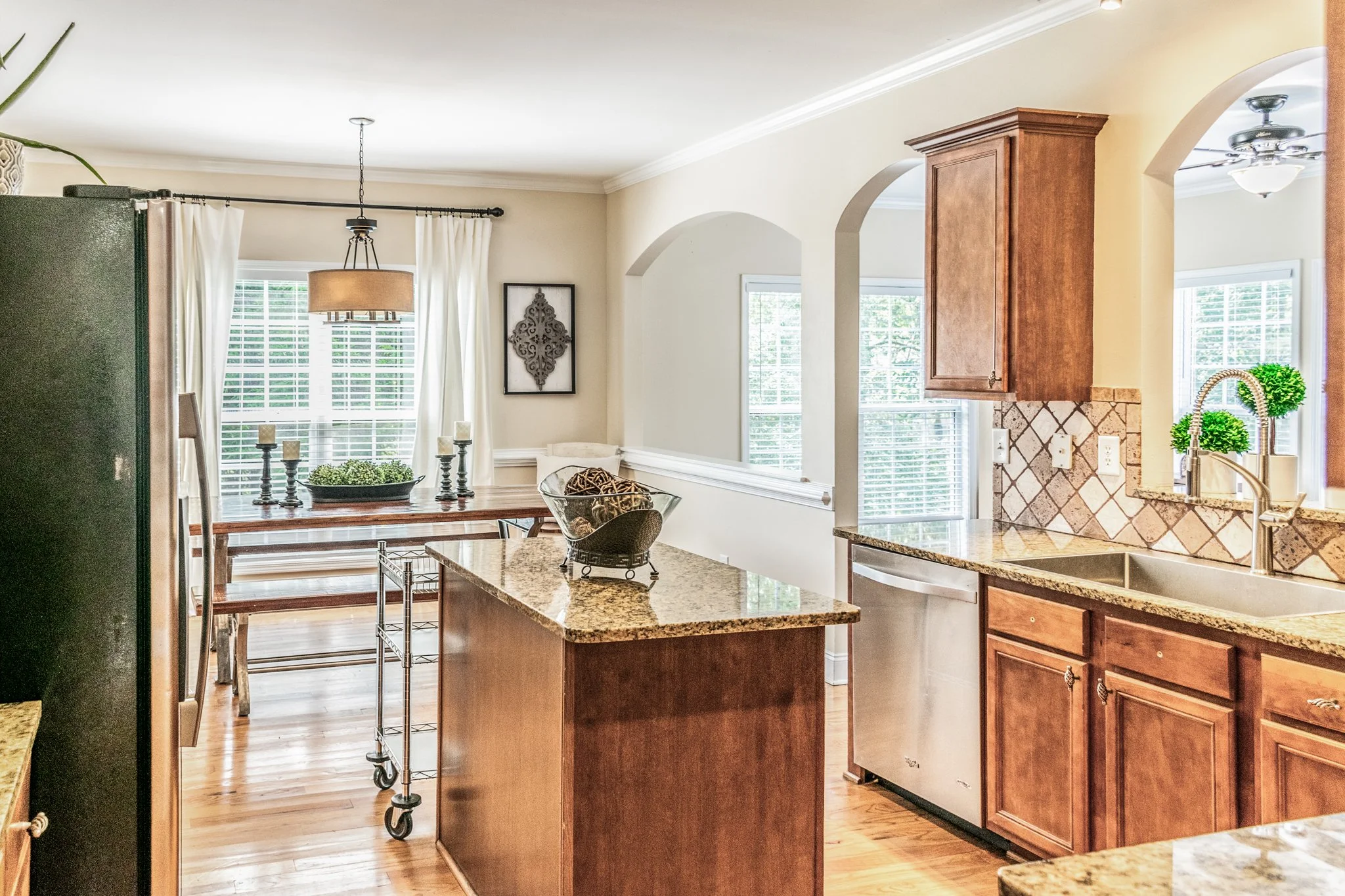 clarencegabriel_real_estate_2501 Hope_Dr-4.jpg