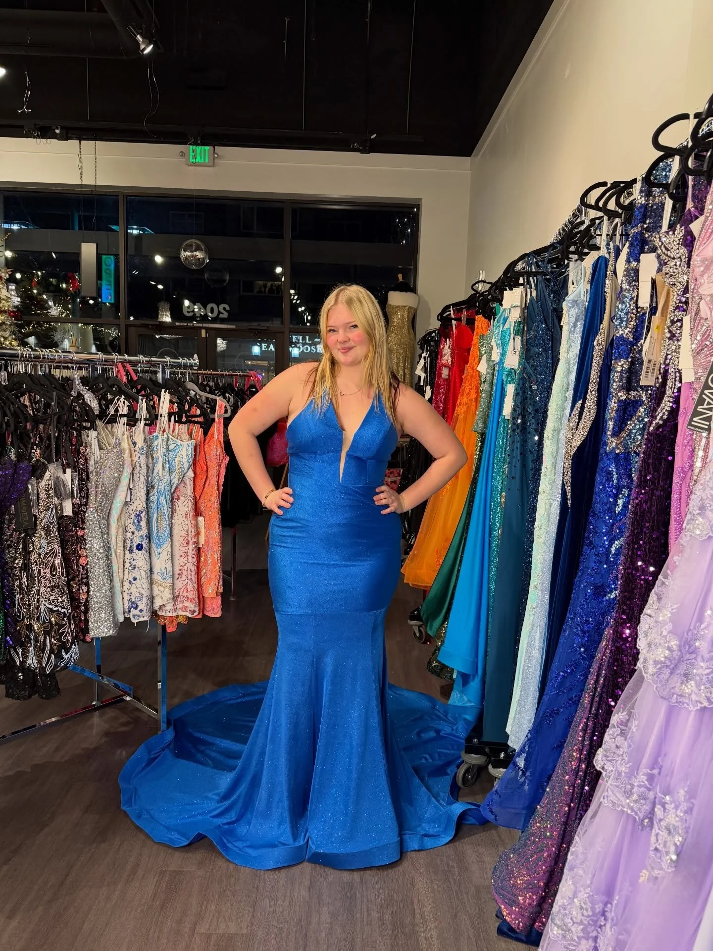 🦋💙🐟🐬✨ #thedressshopcda