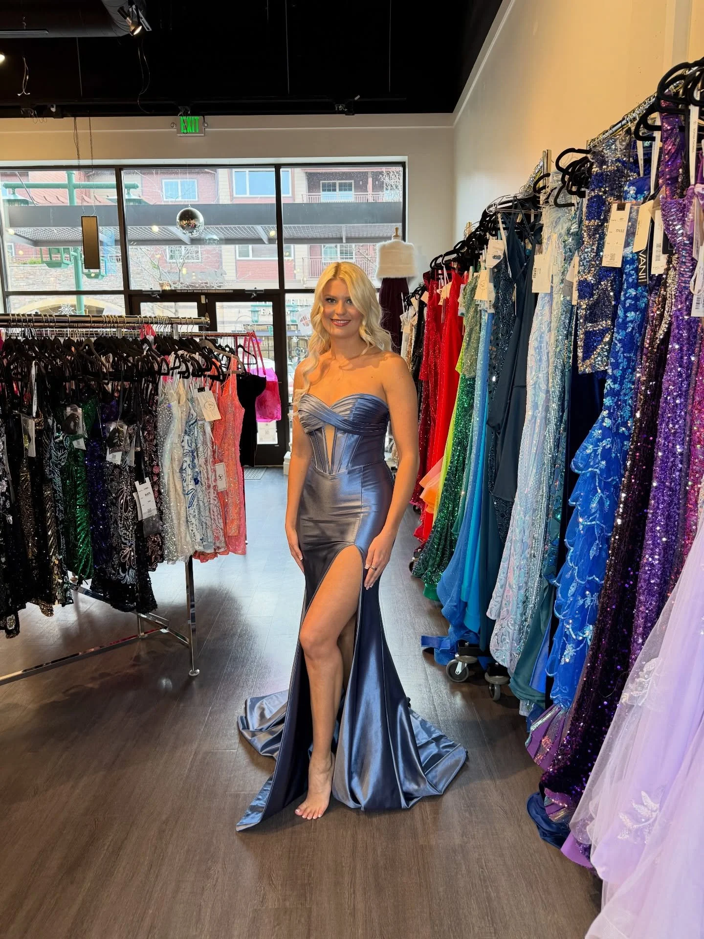 PROM FASHION SHOW- March 13th 💓✨🫶 
Save the date! More details coming soon. #thedressshopcda