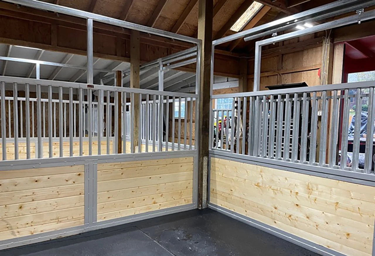 MINIATURE HORSE STALLS 875.jpg