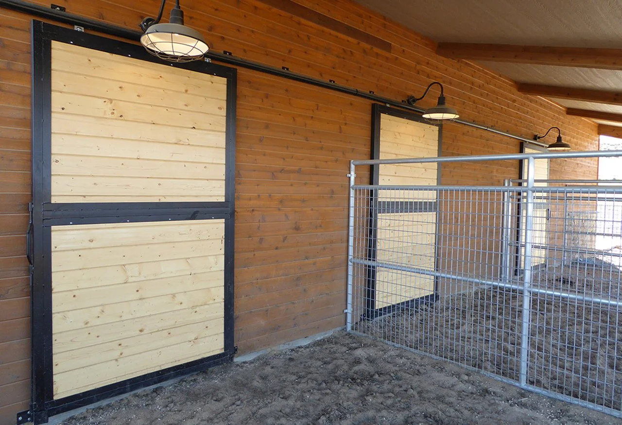 EXTERIOR SLIDING PADDOCK DOOR B 875.jpg