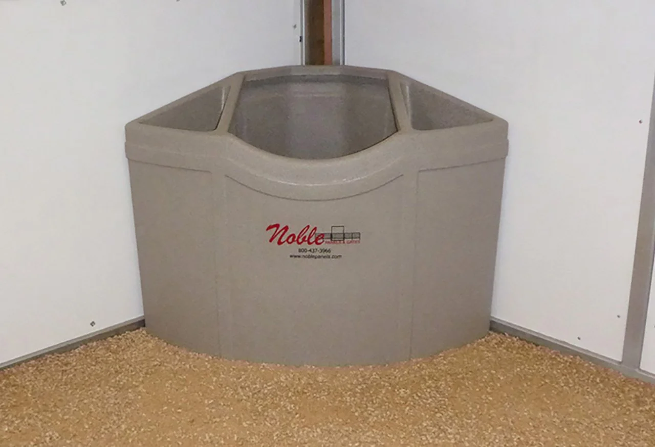 CORNER FEEDER 875.jpg