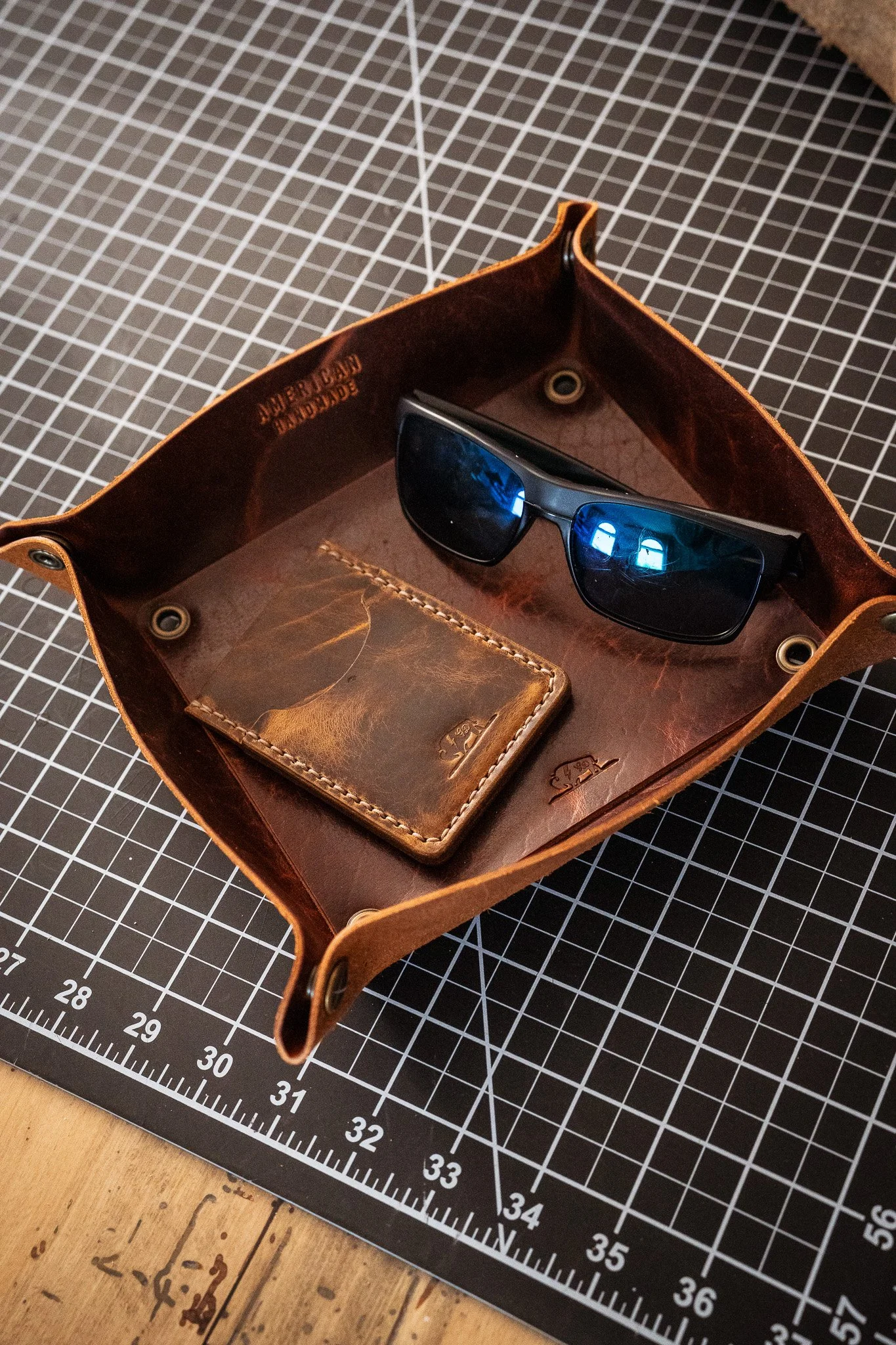 The Bison Dead Drop Tray