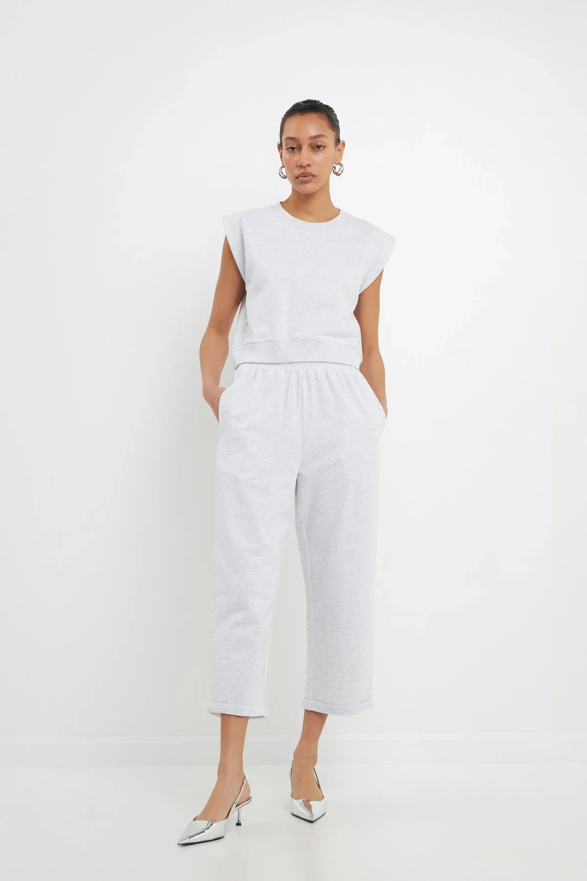 RS977T_HEATHERGREY_006.webp