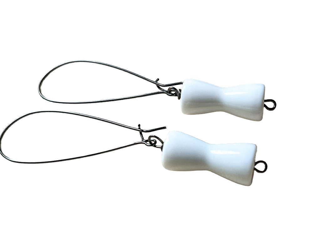 LRC-white-hourglass-kidney-earrings-5.png