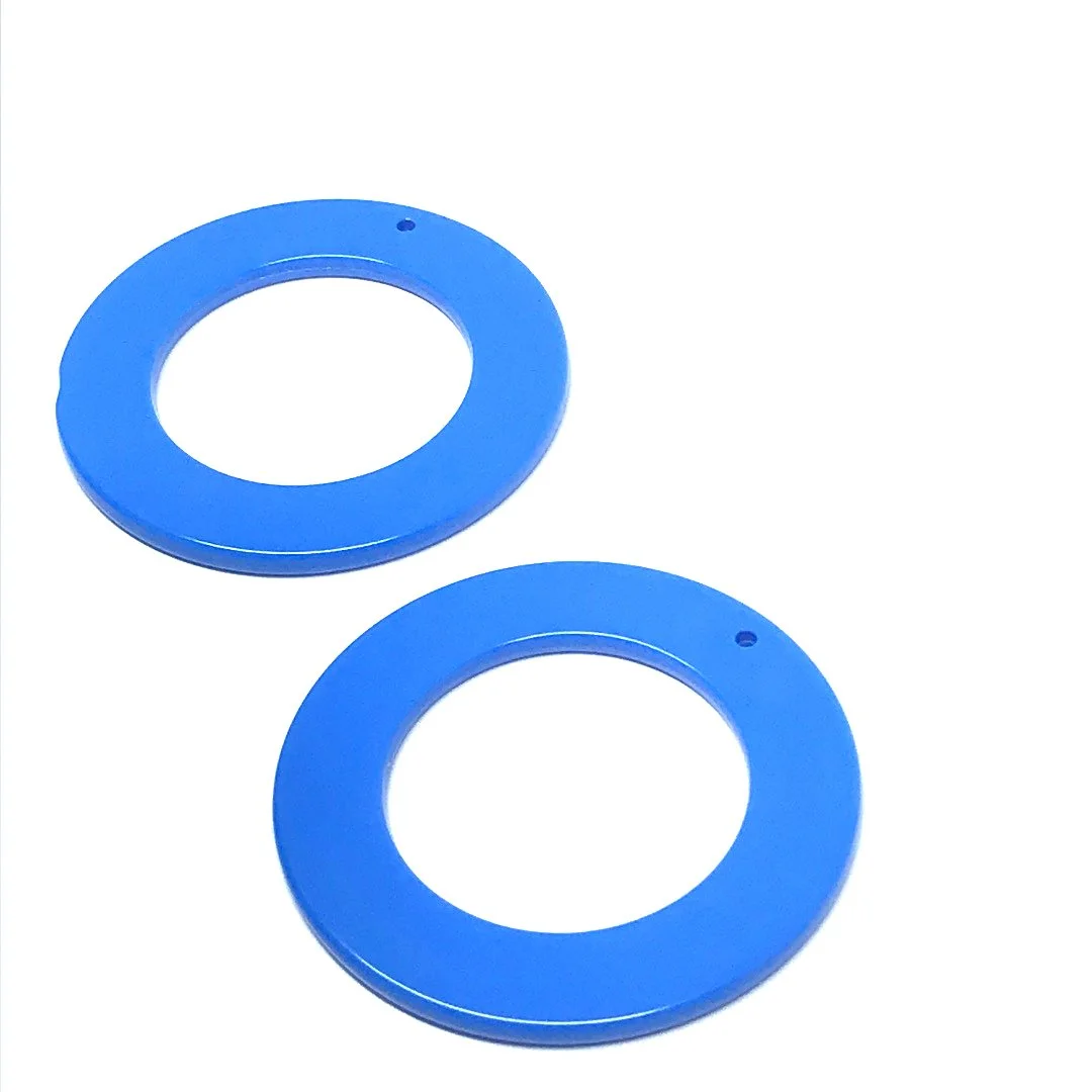 Stylish Blue Lucite Pendant Set (2 Pieces)