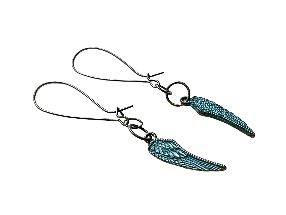 LRC-turquoise-wings-kidney-earrings-4.png