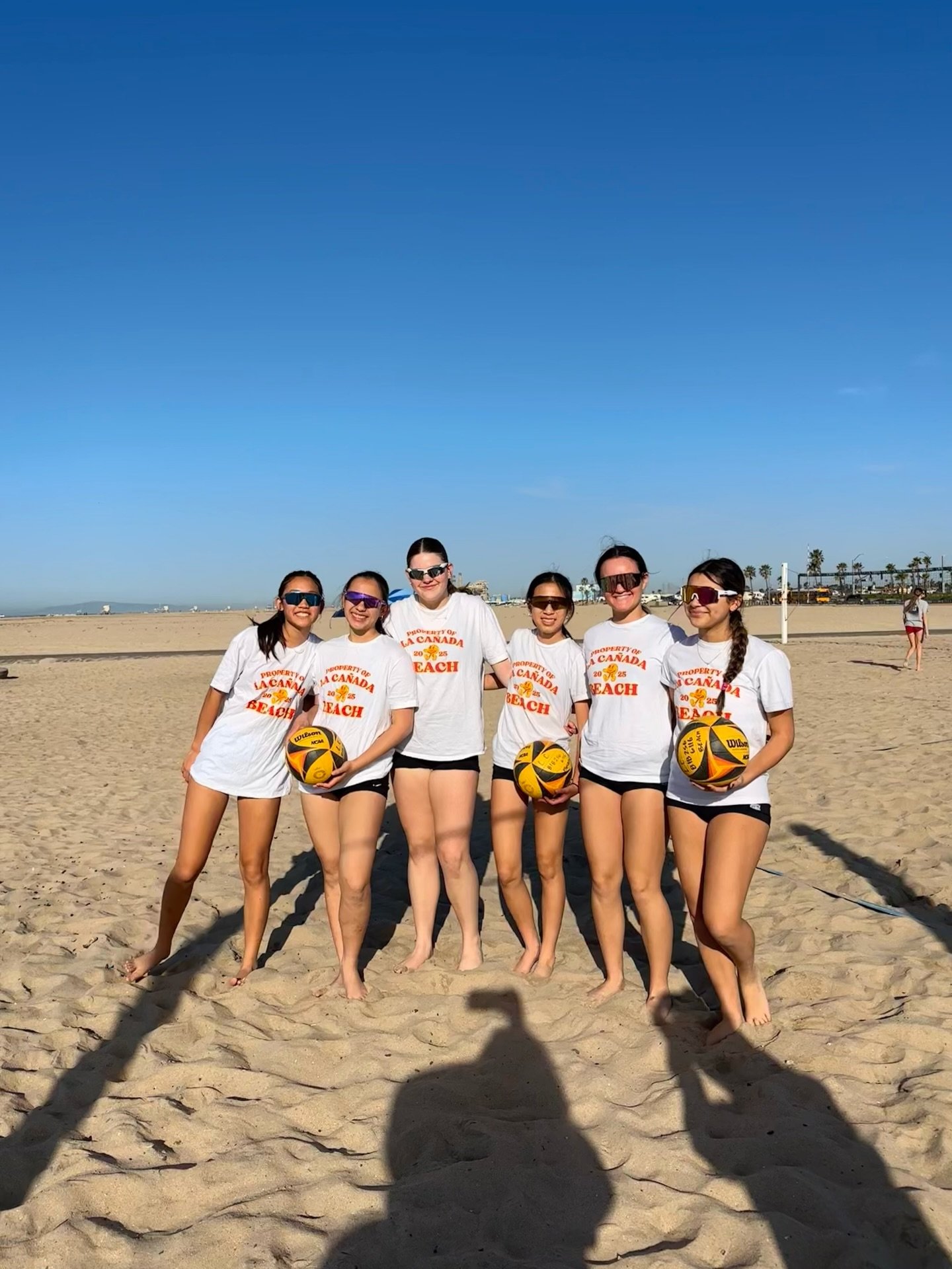 Proud of our girls for competing against some high level talent at their tournament today!! ⭐️⭐️

Hosted by @legendary.vb.events