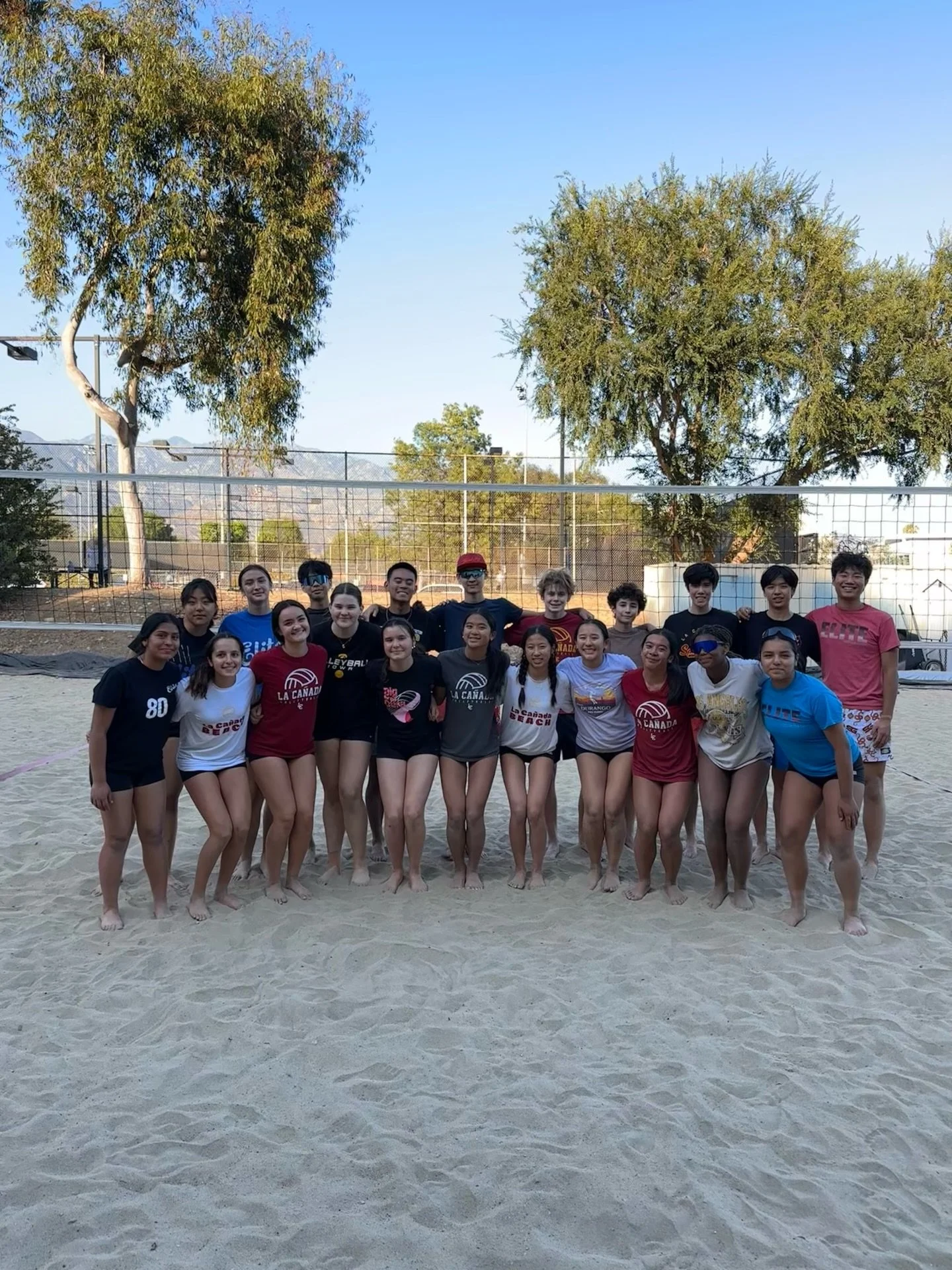 We've got more events coming soon 🏐 thanks to everyone who came out to open gym tonight #lacanadabeach