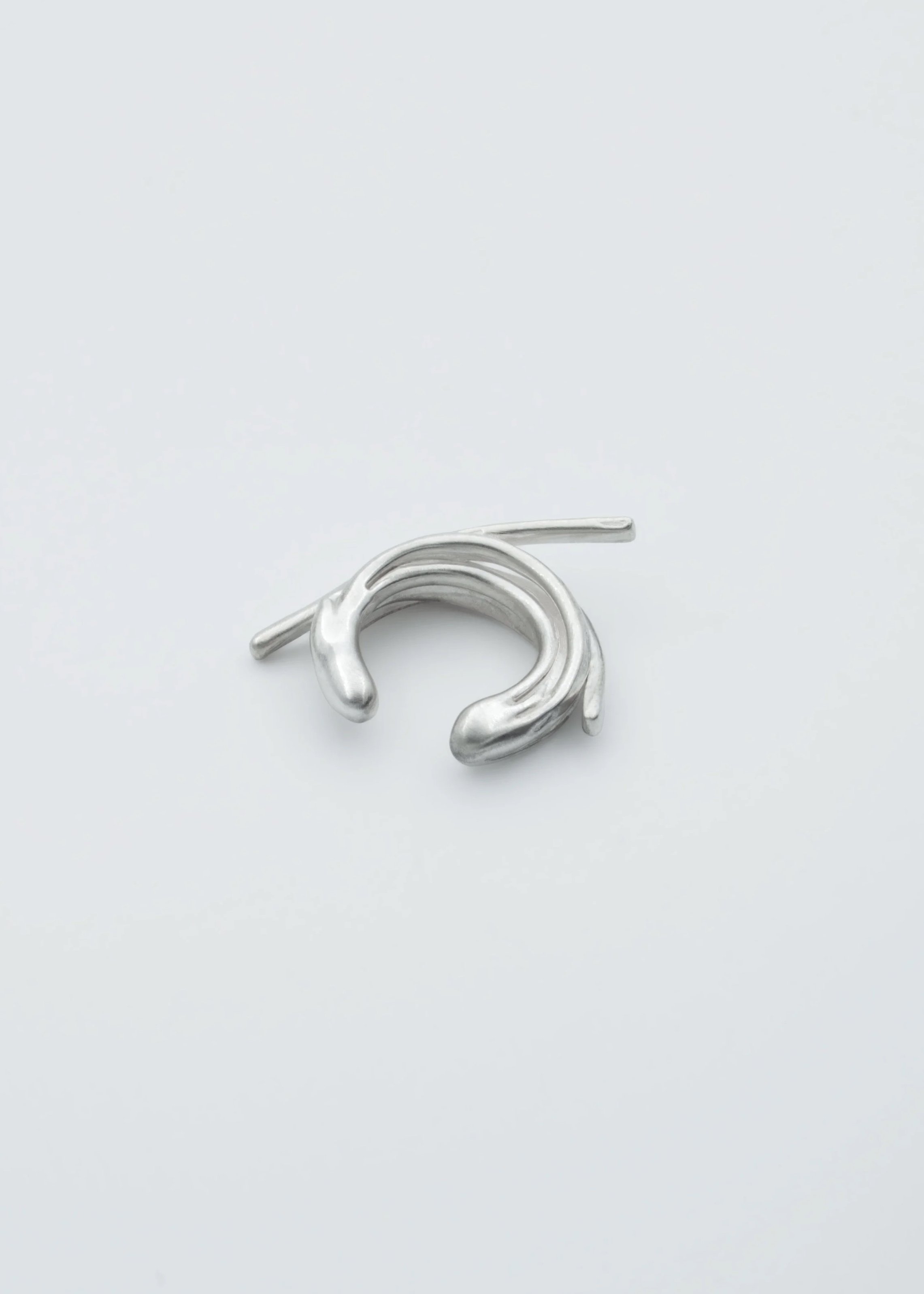 Urzula-Vol-Alkarz-Earcuff-2.jpg