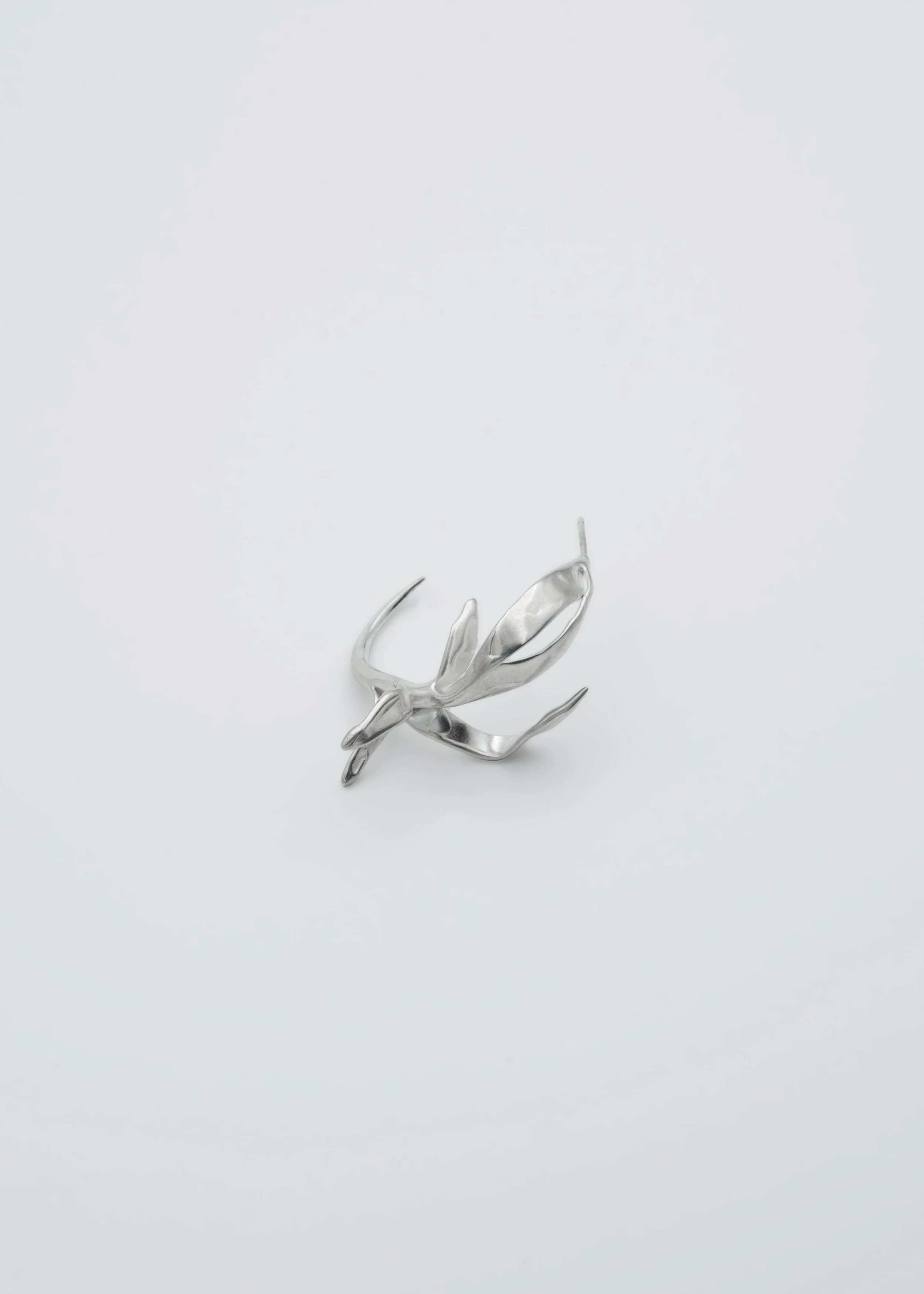 Urzula-Vol-Lilly-earring.jpg