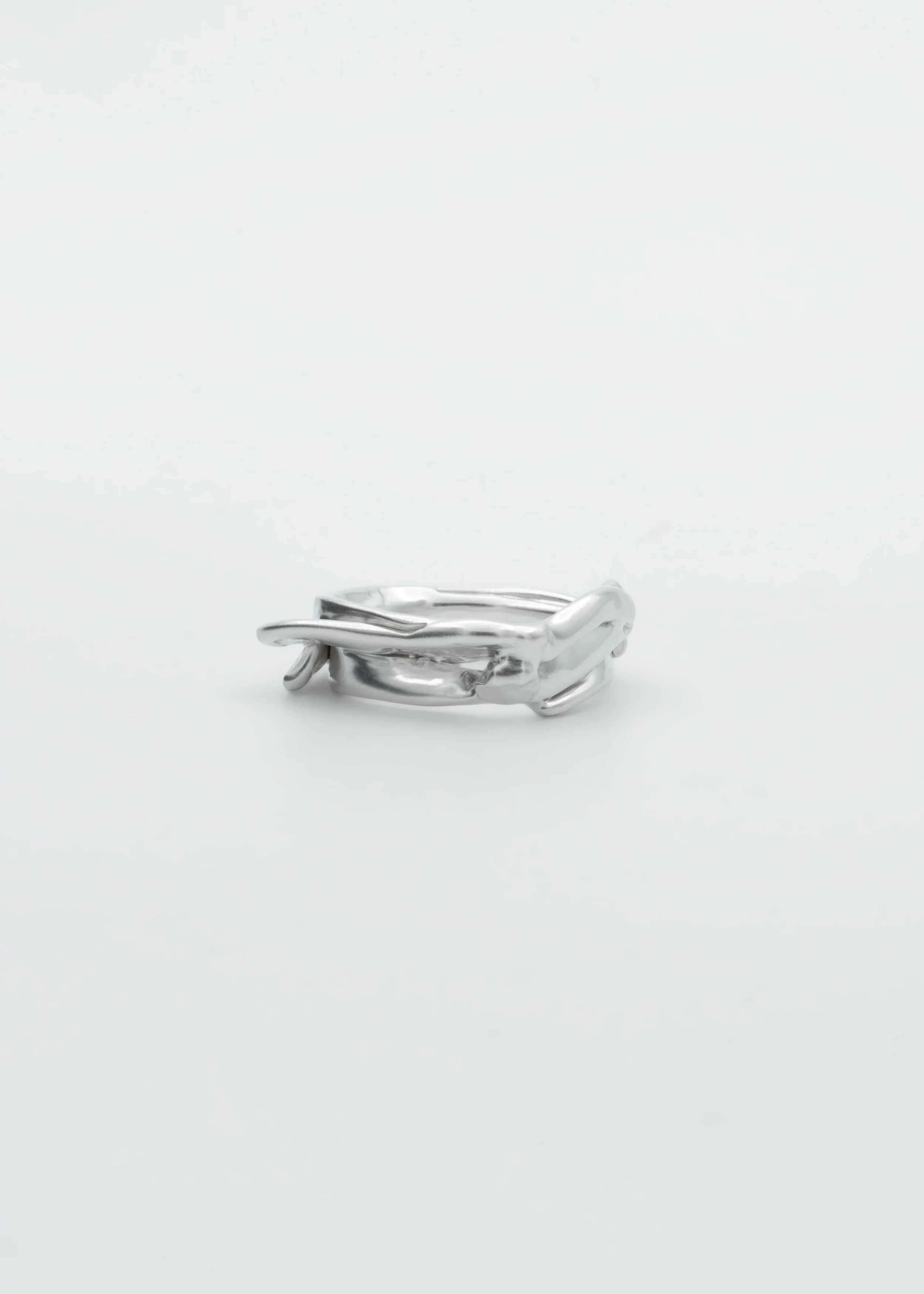 Liana-ring-2.jpg