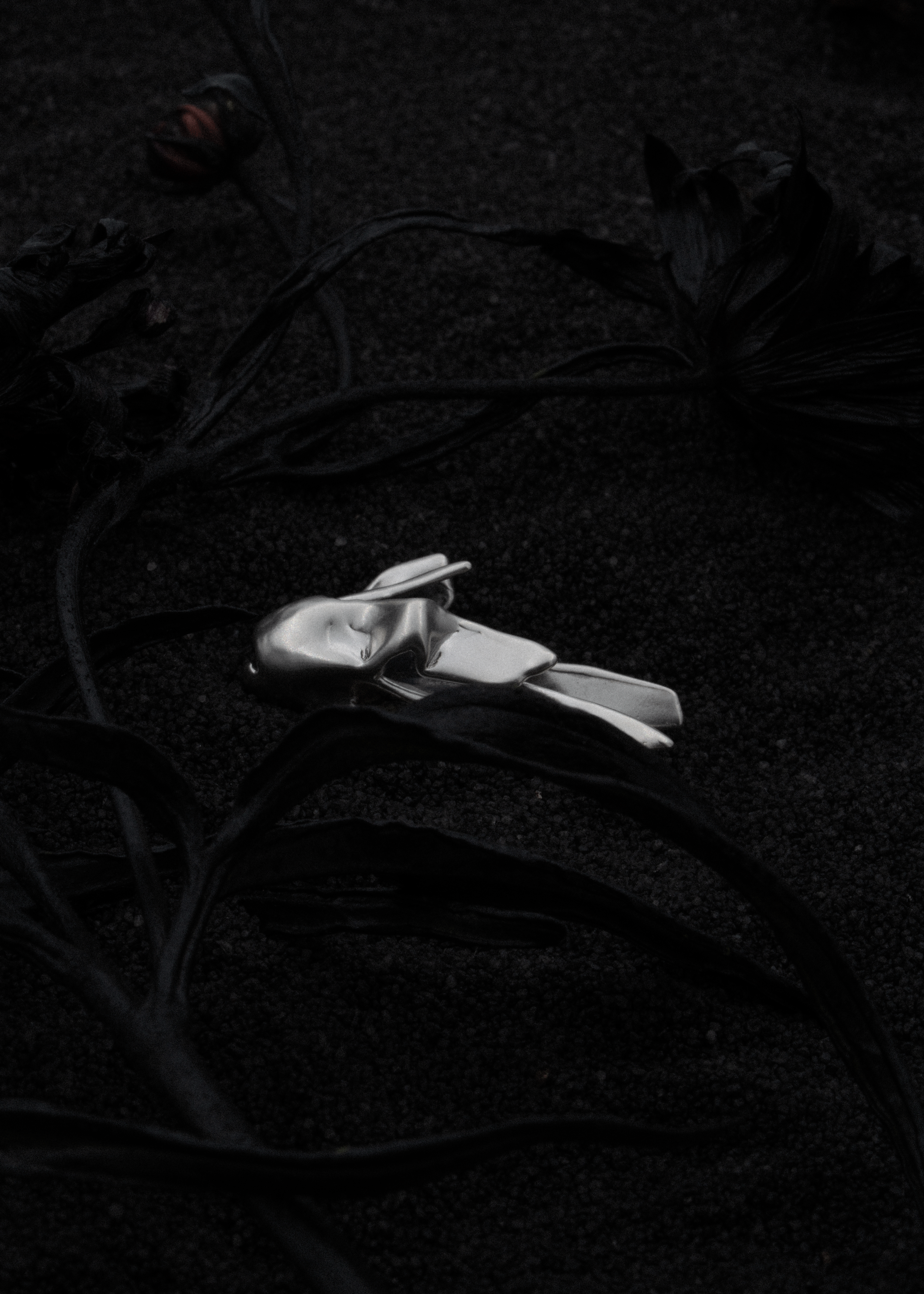 Urzula-Vol-Jewellery-Sideritis-Pendantgif.gif