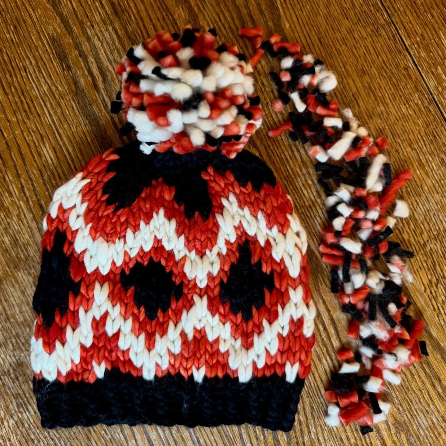 I&rsquo;ve had my nose to the grindstone working on Christmas gifts!! What gifts are on your to do list?

@malabrigoyarn #rasa