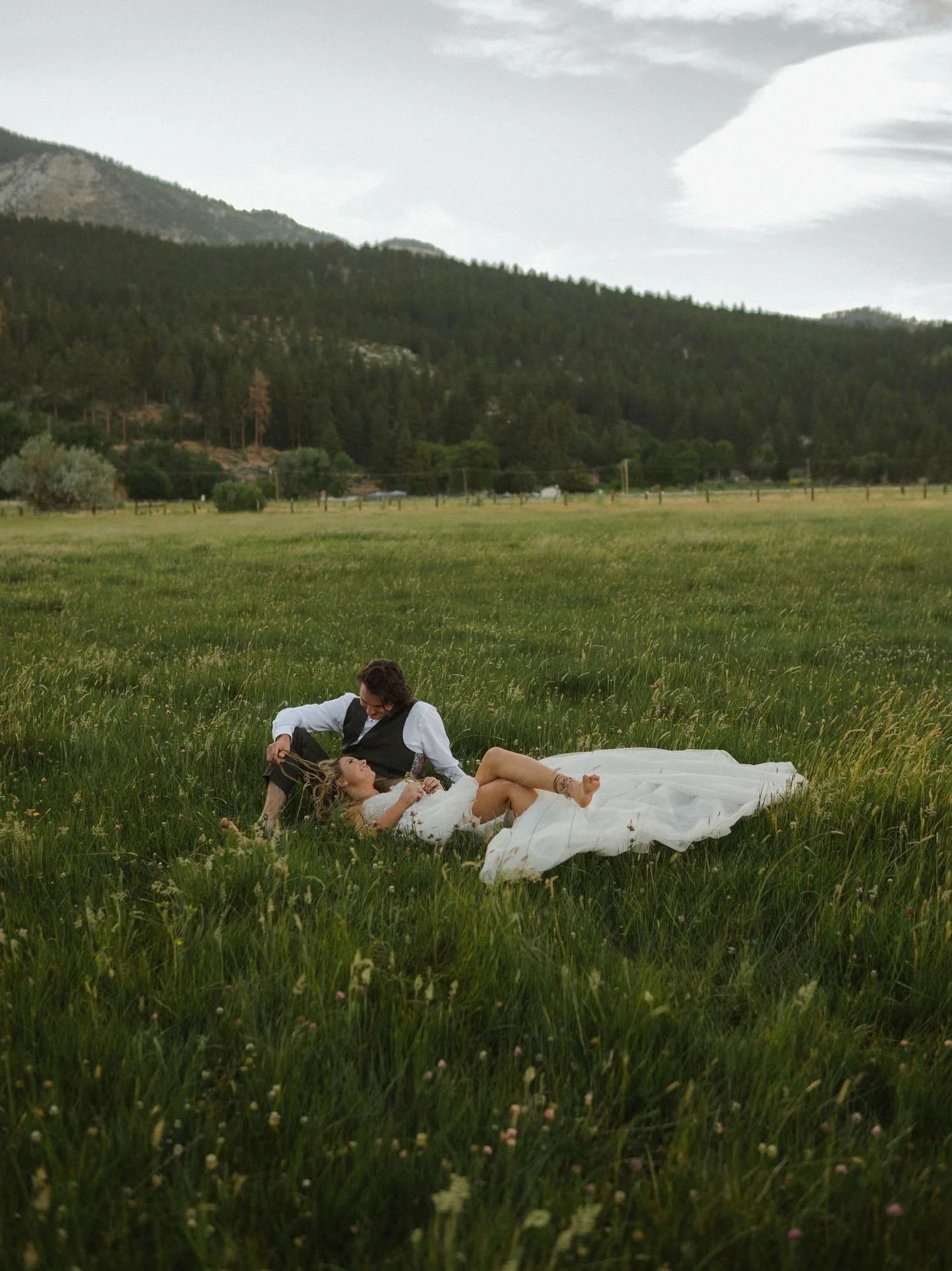 The Murphys 🤍

Their wedding day felt exactly like these photos- breathtaking, timeliness, uniquely them and surrounded by natural beauty ✨ 

Vendors: 
Photographer: @taybenedicktphoto 
DJ and Videography: @epik.weddings 
Catering: @roundaboutreno 
