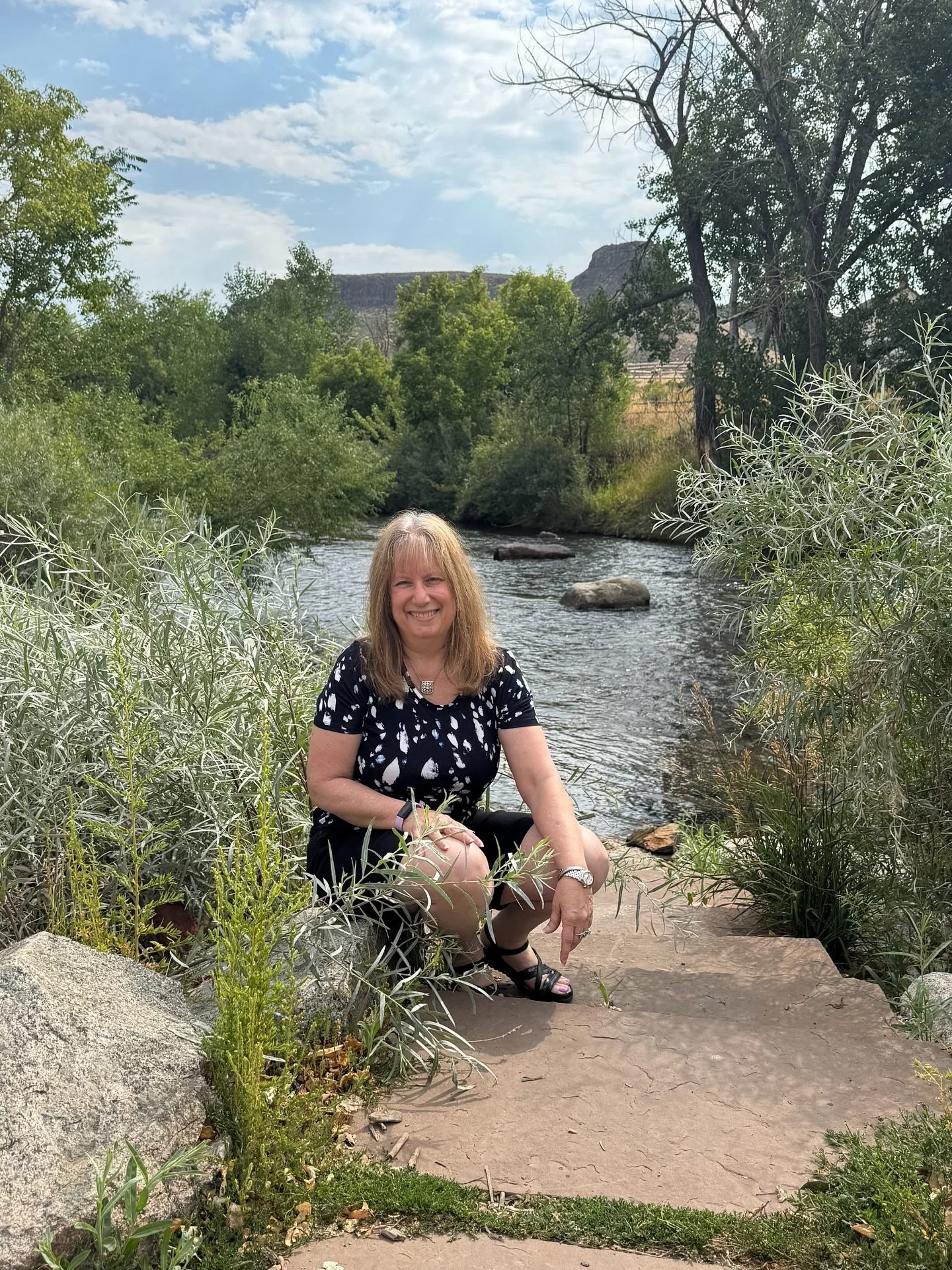 Happy Birthday to the one and only @lindafleisch 💜🪻🦄 We hope today is truly incredible and you feel so special! 

#stressfreemortgage #happybirthday