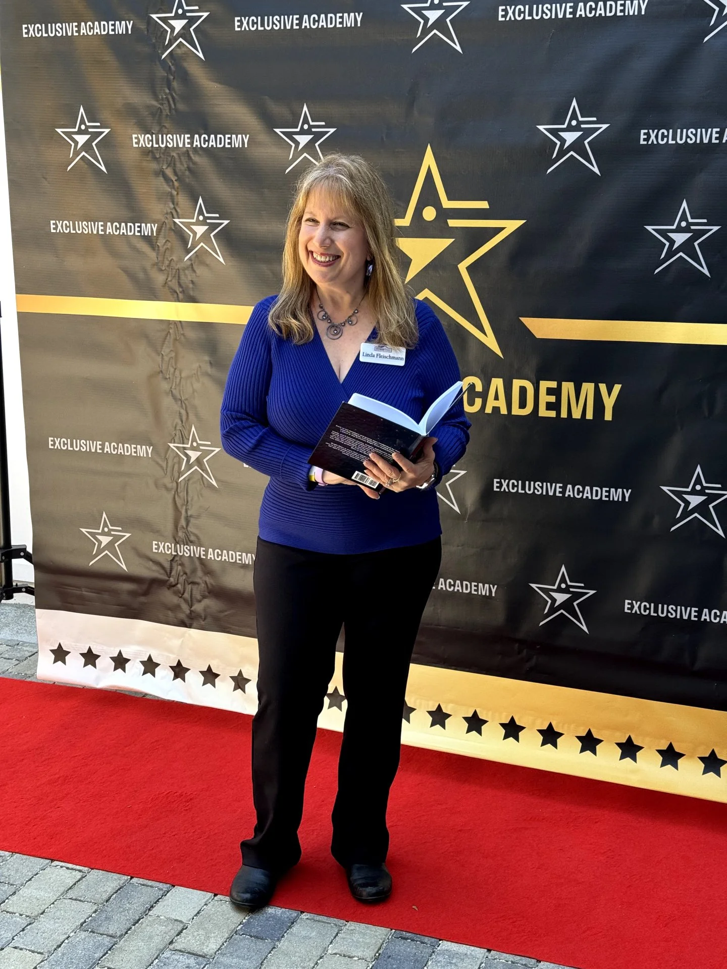 What an incredible event celebrating the release of Bright Stars ✨
We&rsquo;re so proud to see Linda recognized among an inspiring group of leaders for her expertise, integrity, and dedication to helping clients feel confident through the home buying