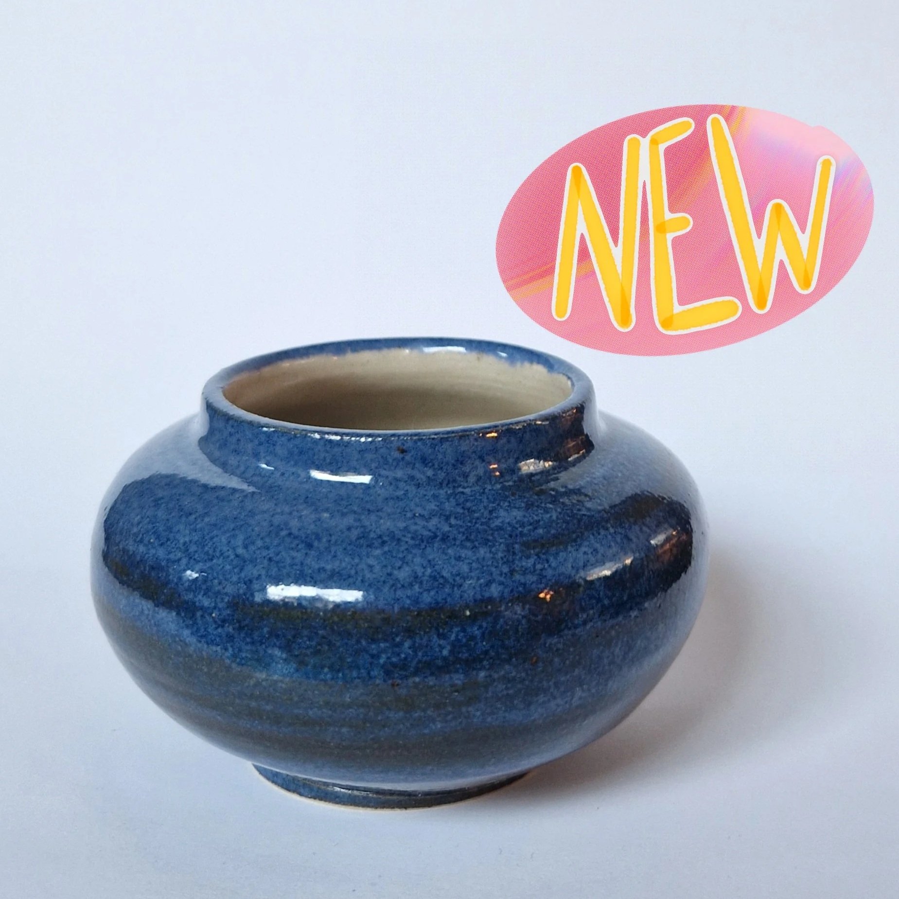 Blue Short Chubby Vase