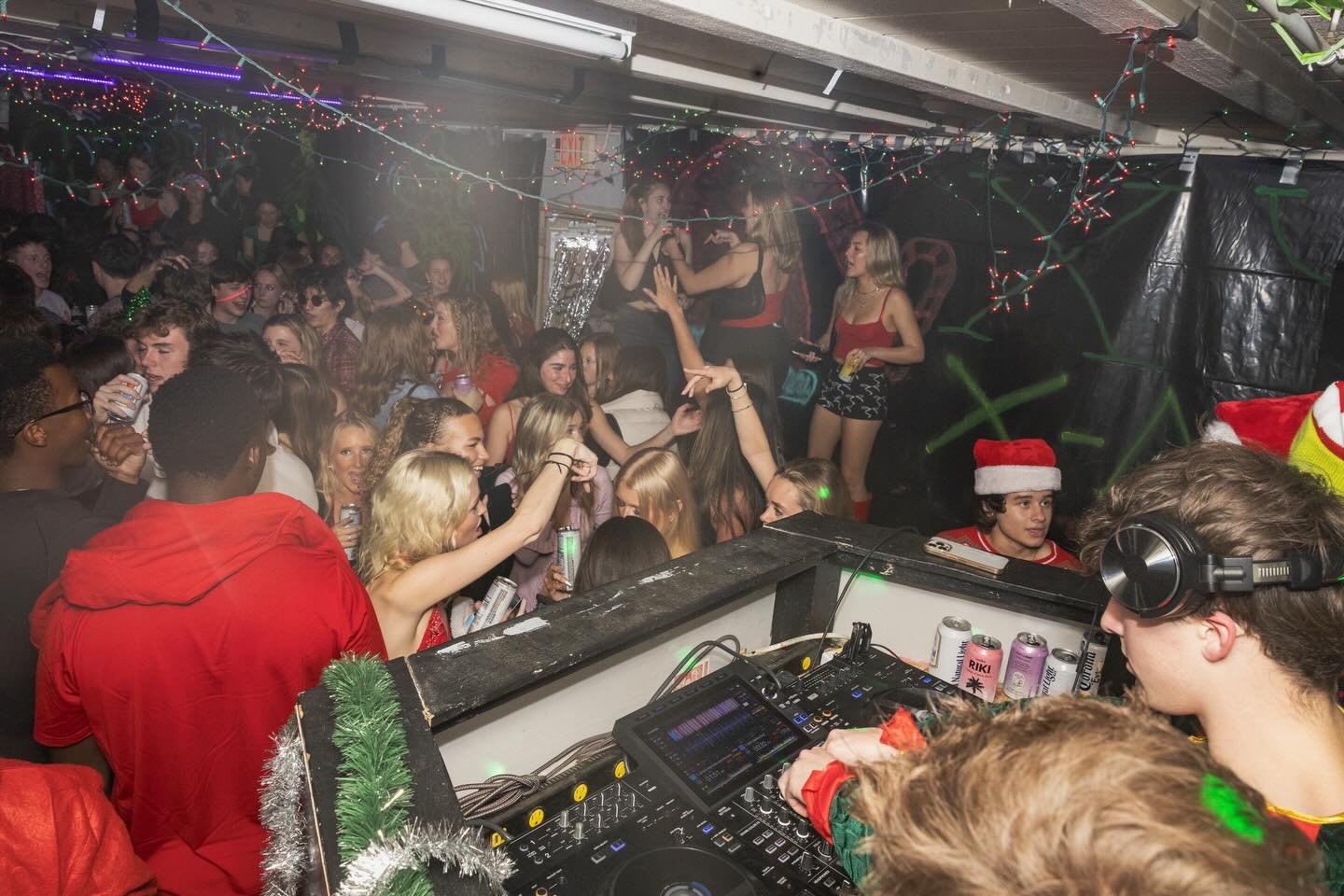 &Chi;&Psi; Christmas @chipsimiamioh x @upandup_oxford