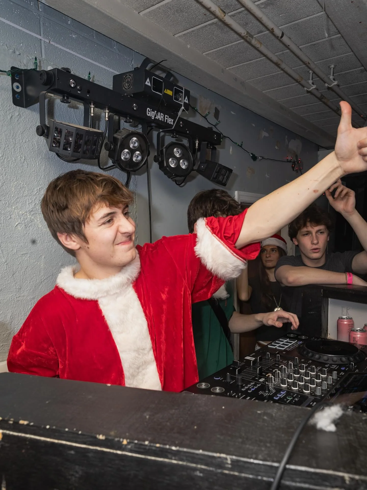 &Chi;&Psi; Christmas @chipsimiamioh x @upandup_oxford