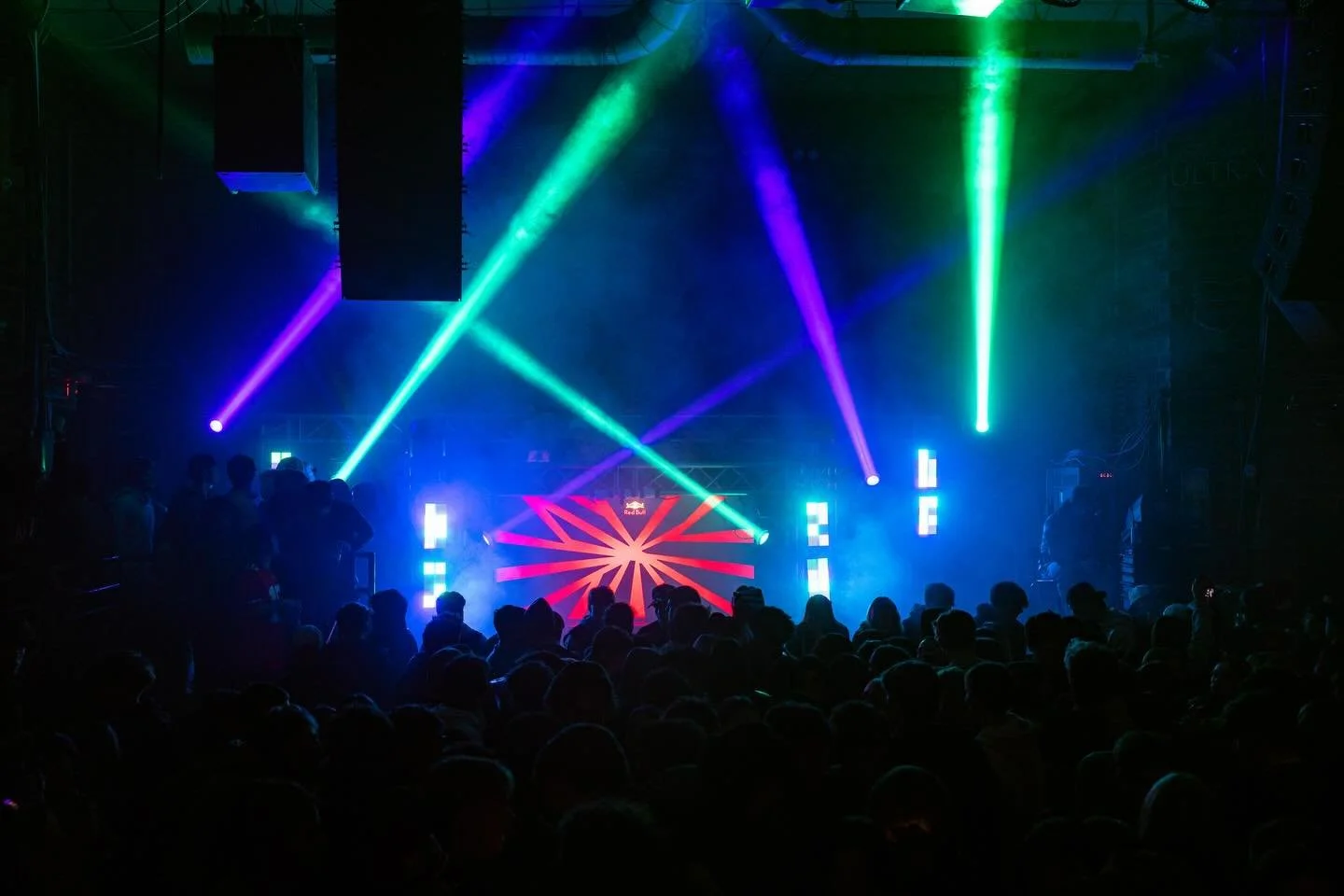 Christmas throwback to 12/5 Brickmas #merrychristmas

@brickstoxford @upandup_oxford