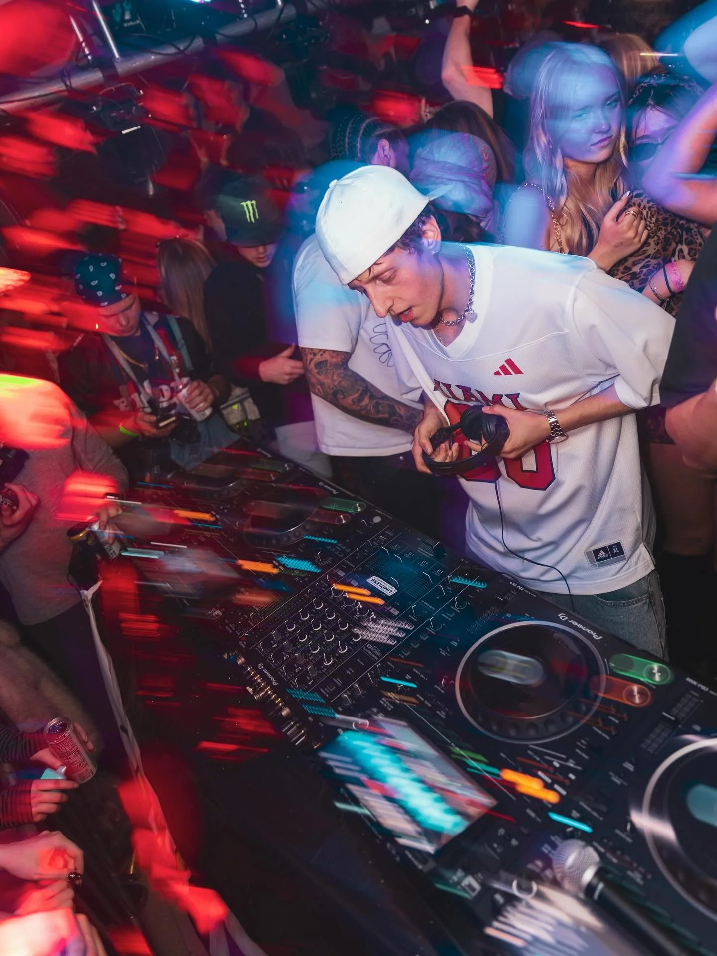 Daniel Allan Boiler Room 02/27