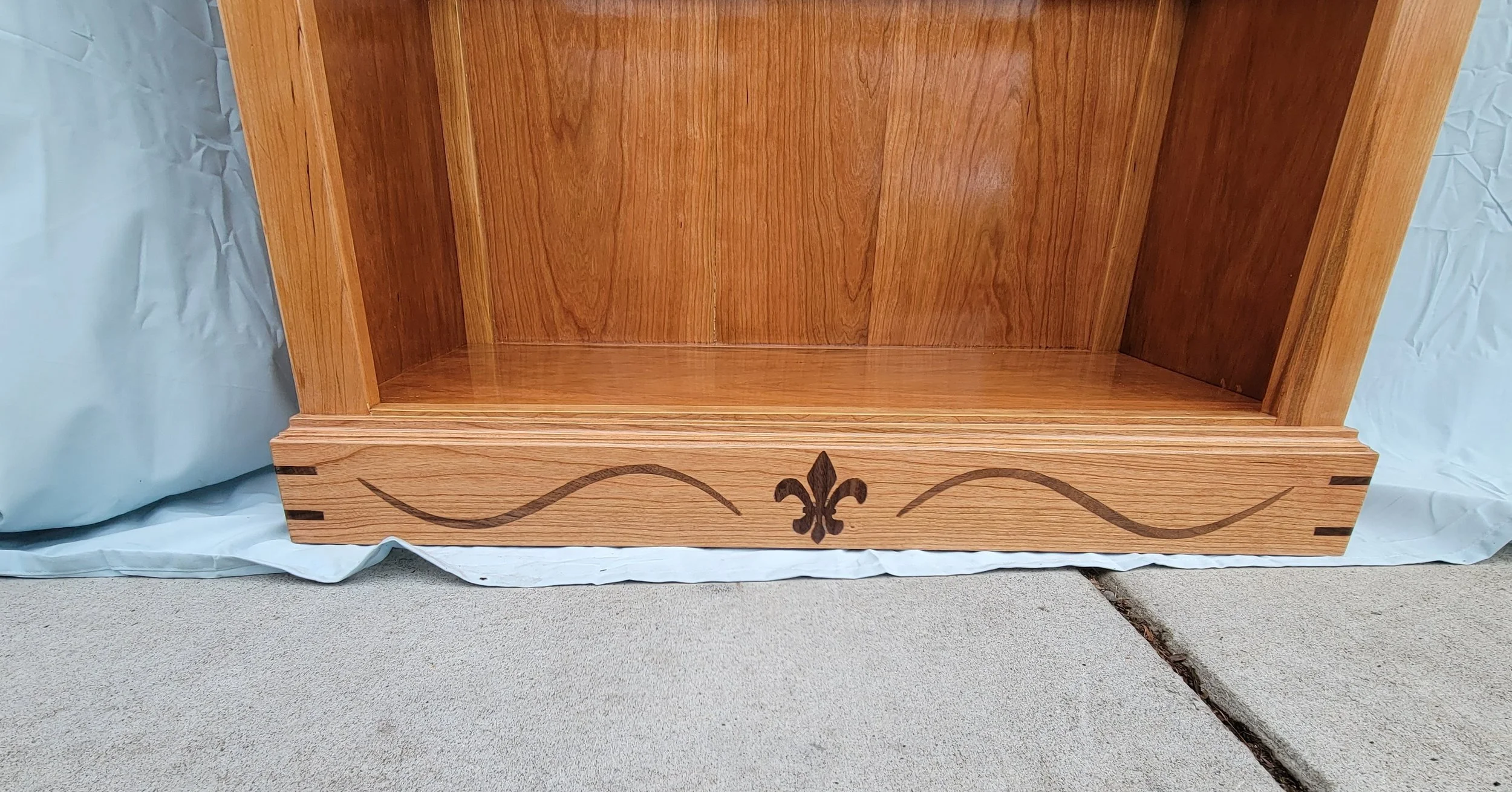 Inlay on Cherry bookcase