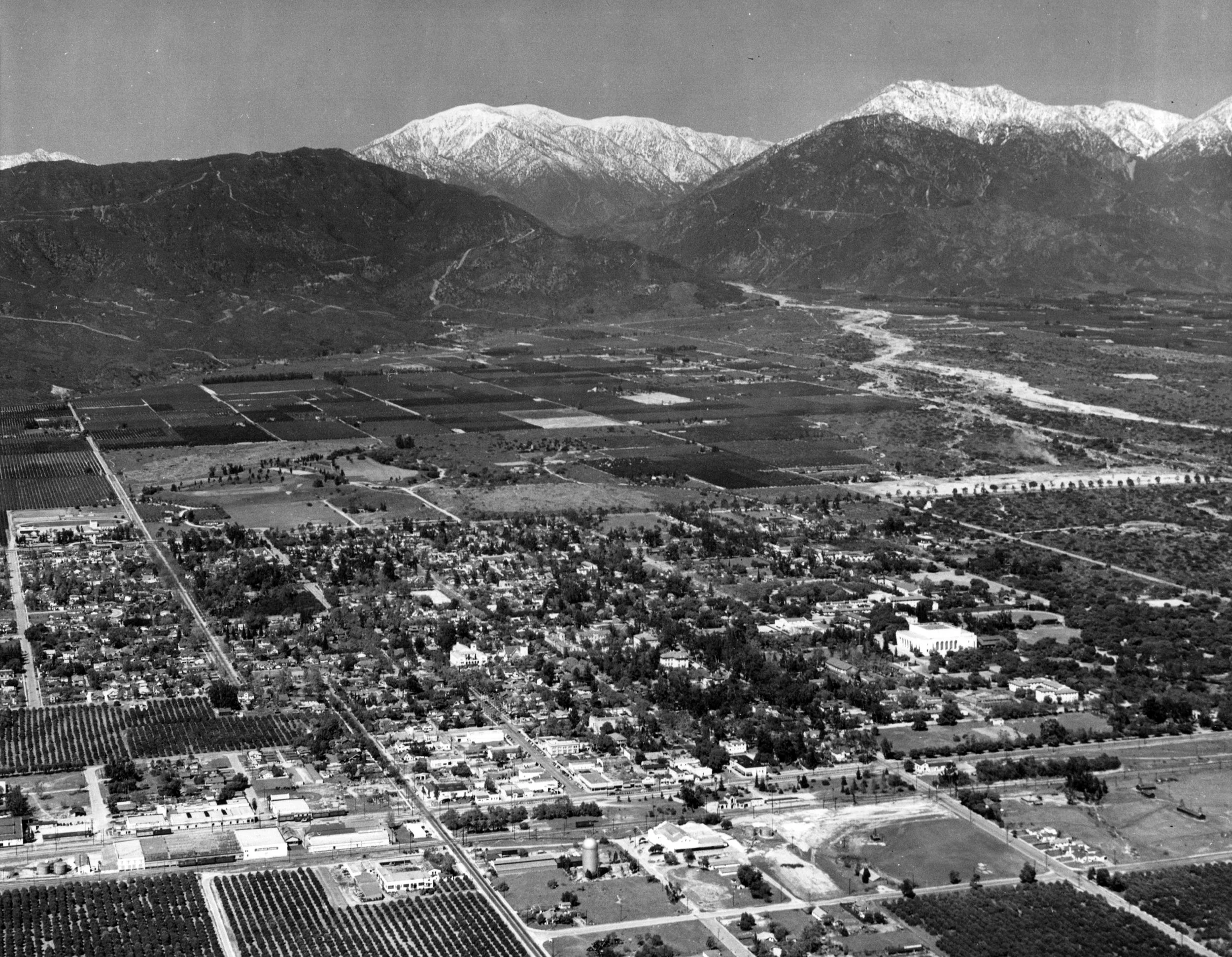 An aerial photo of the region, taken in 1941.