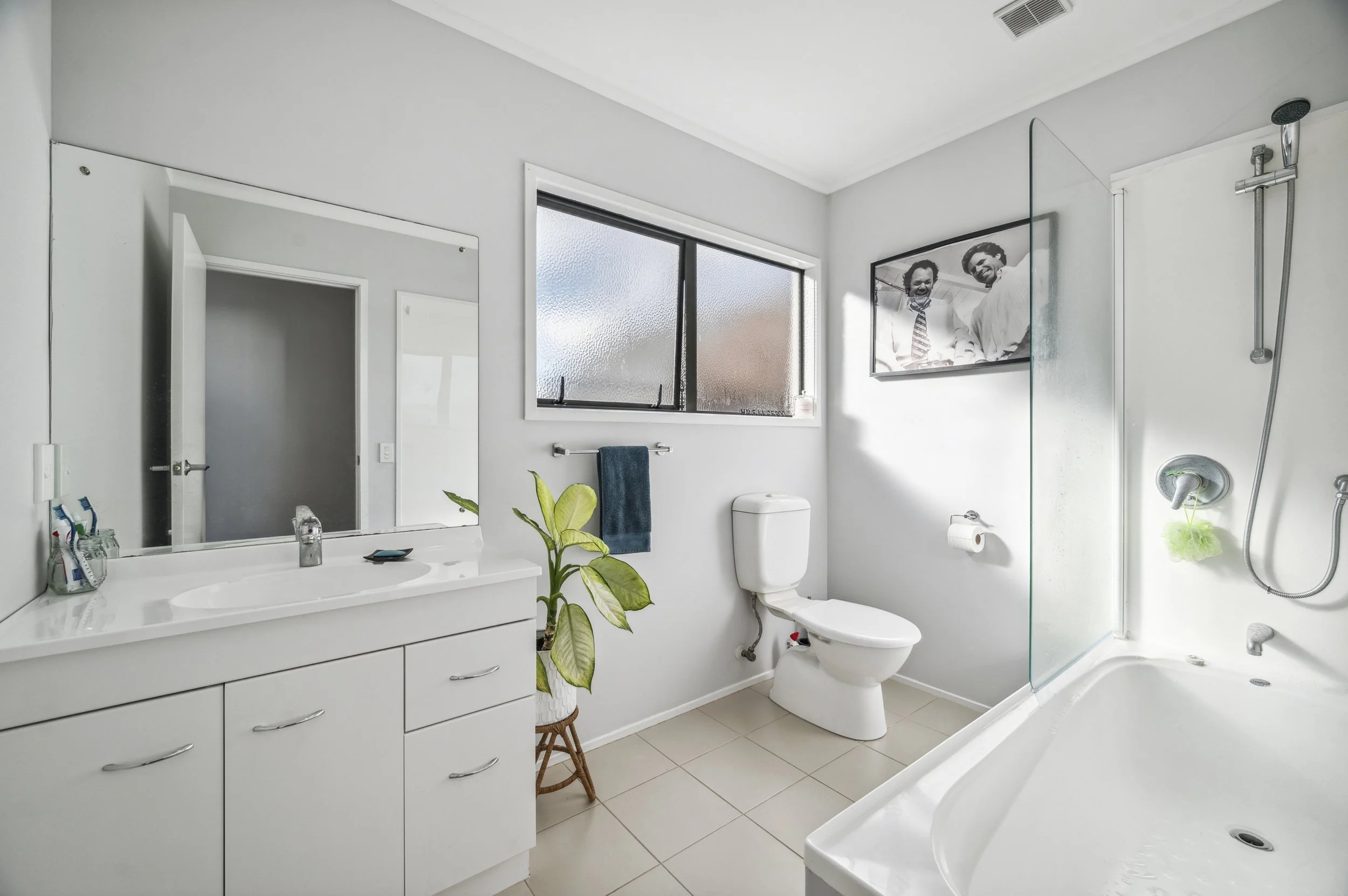 Family bathroom downstairs