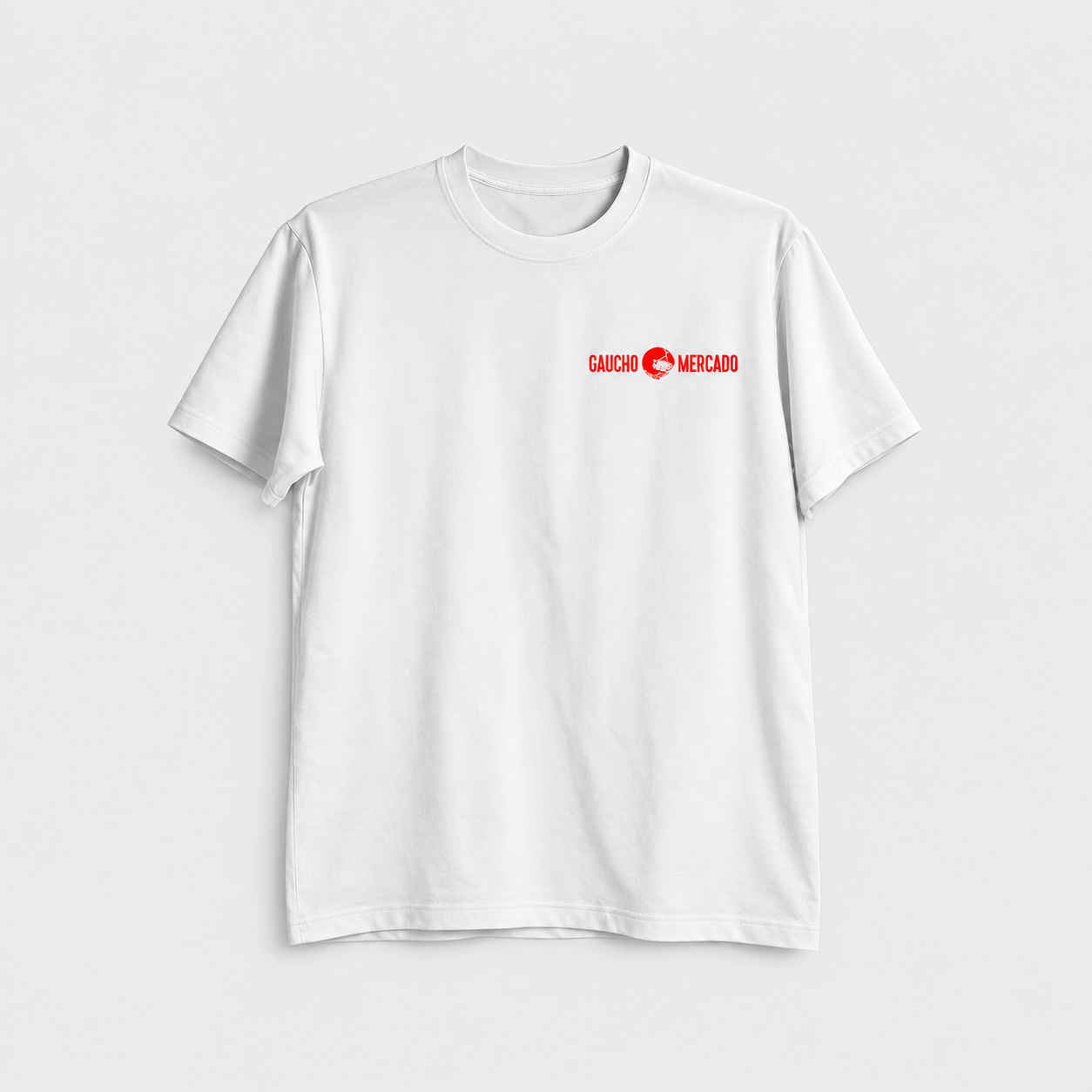 Camiseta blanca con logo rojo.png