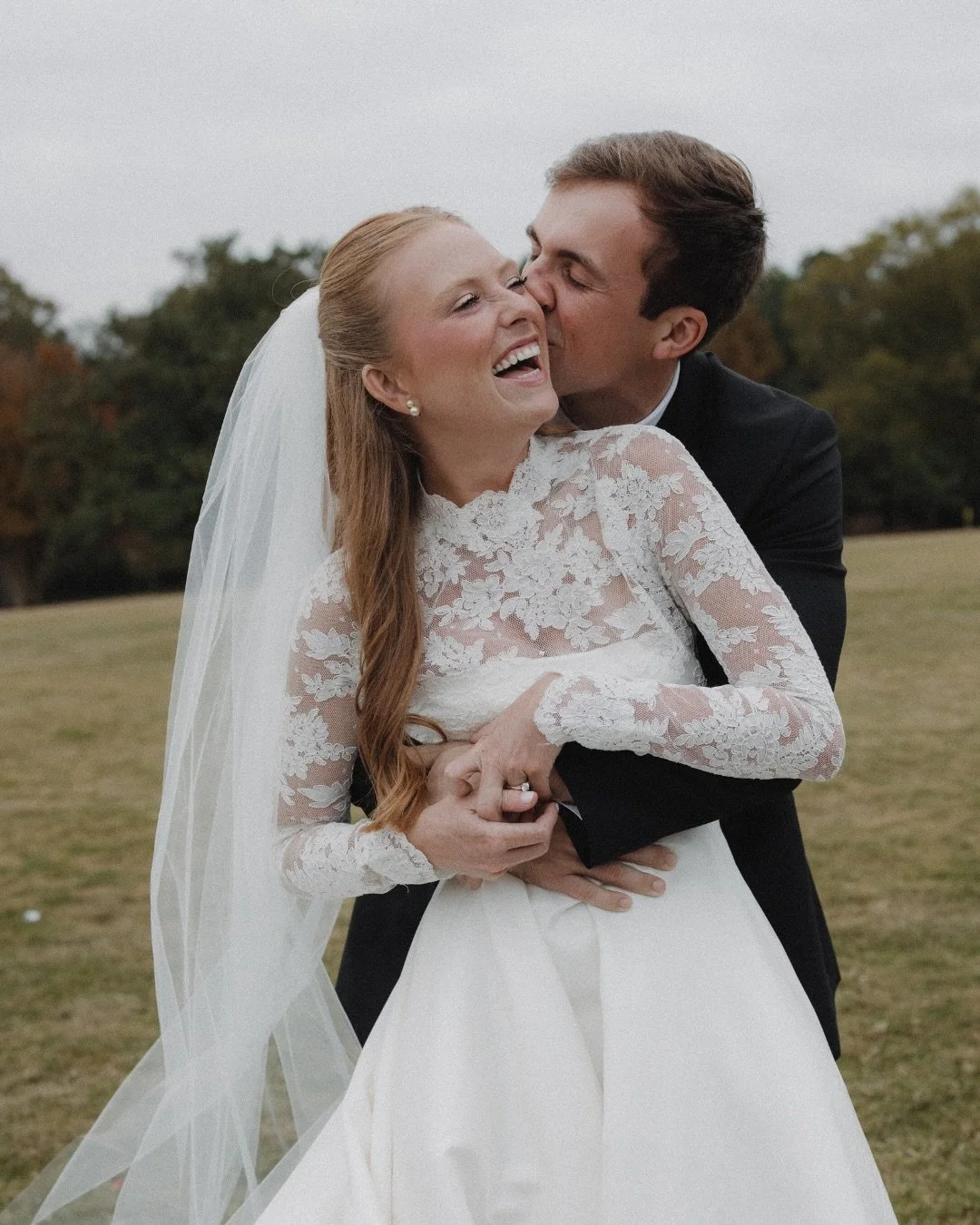 A few sneak peeks of Ellie &amp; Henry&rsquo;s wedding day! 🕊️&nbsp;It was such a beautiful fall day and we are honored to have been able to capture these two becoming husband and wife! We are always so thankful to be a part of each of our couple&rs