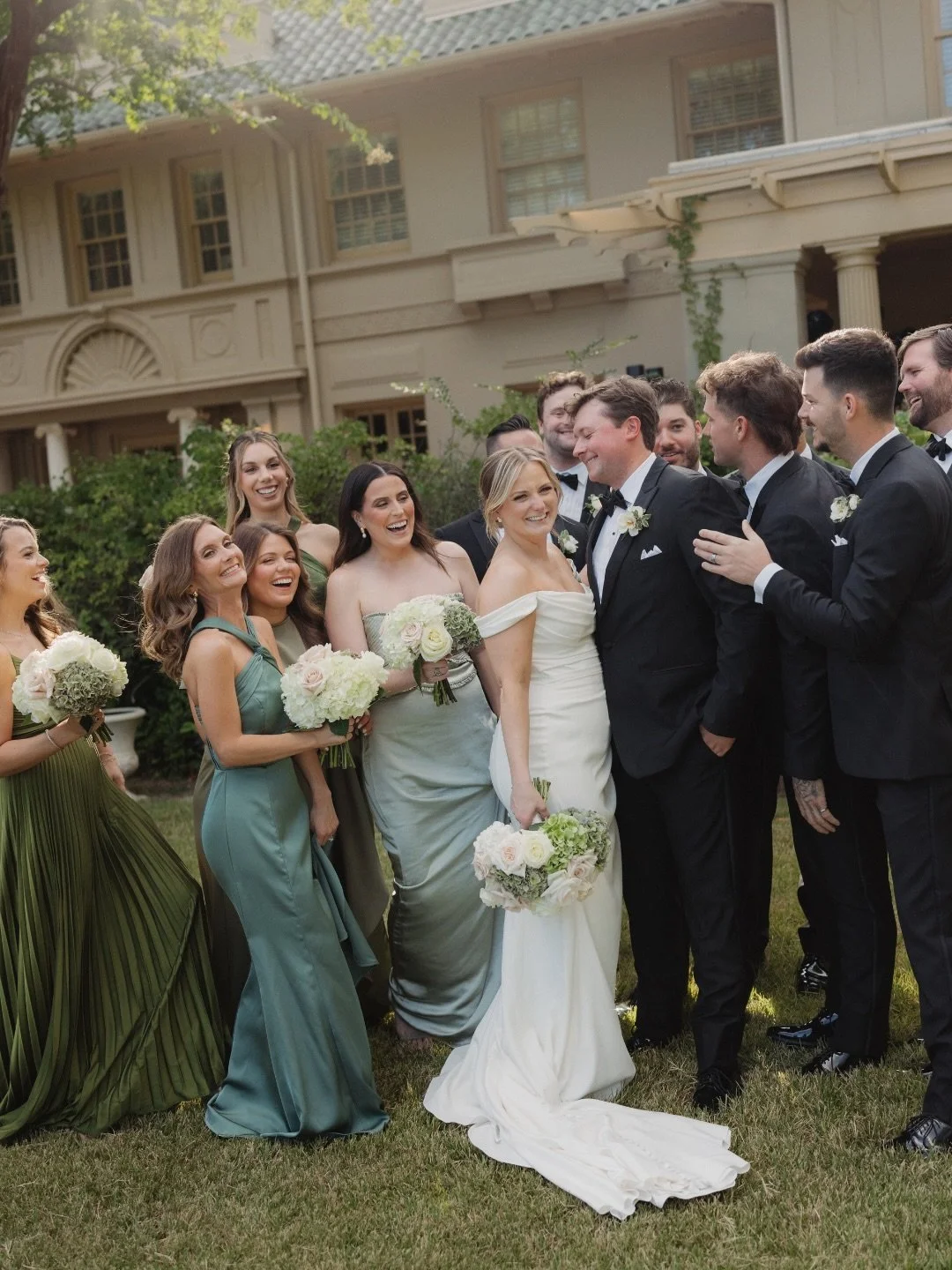 Had to share a few more photos from this whole day because it was just the best! 🍾✨&nbsp;Virginia and Skylar, it was such an honor to capture your whole day. 

The amazing vendors:
Photographer-&nbsp;@jodarlingphotography
Planner -&nbsp;@itakestwoev
