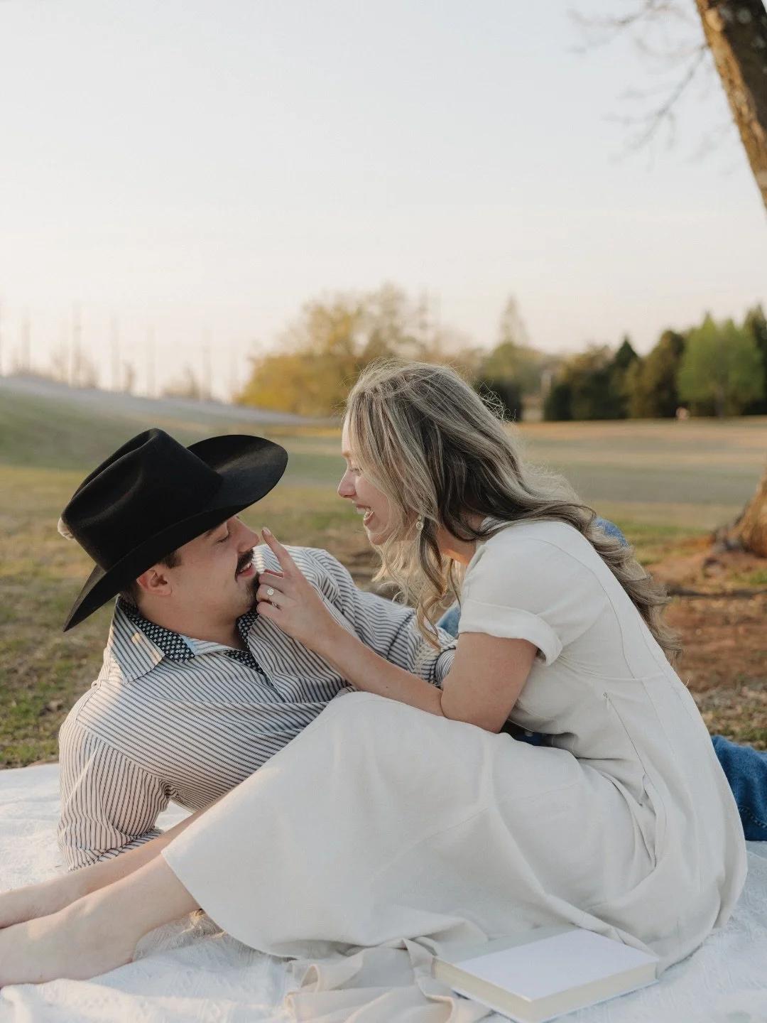 A sweet summer night with Summer &amp; Jaxson 🌾&nbsp;We loved capturing your love! And we can&rsquo;t wait to do it again in just a few short months. September will be here before we know it!

&mdash;

#engagementphotos #memphisweddingphotographer #