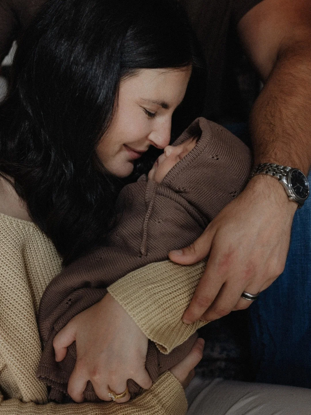 A sweet, intimate in home session with our friends the McNeils and their precious new baby girl 🍼🎀&nbsp;

We love sessions like this because we get to step into your everyday life and capture you right in your element. There&rsquo;s something so sp