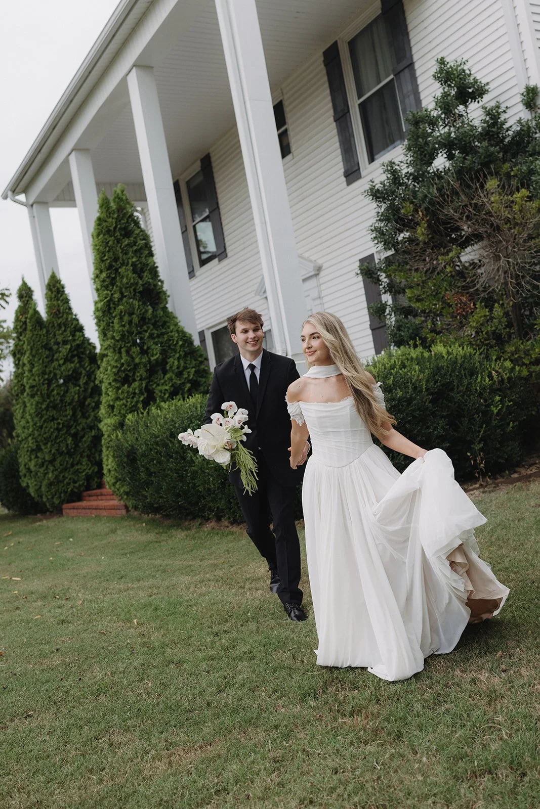 gabi-and-jonah-lemire-the-ballroom-on-1-street-bentonville-wedding-jo-darling-photography-521.jpg