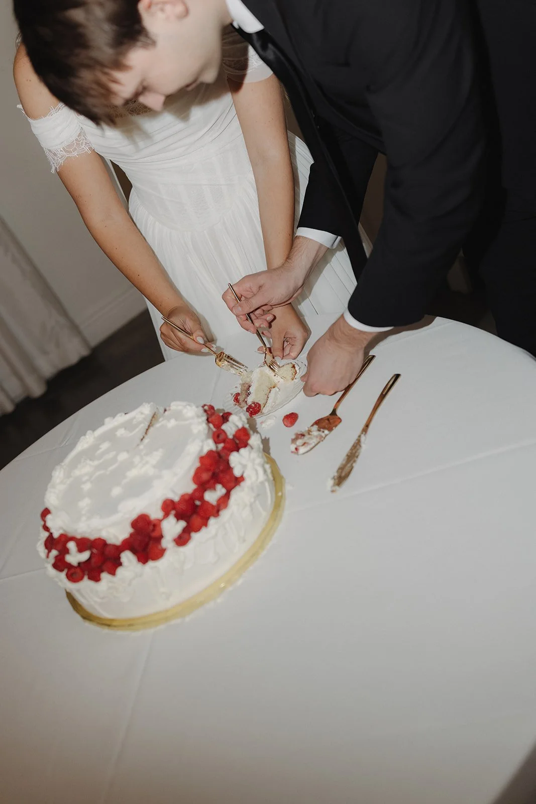 gabi-and-jonah-lemire-the-ballroom-on-1-street-bentonville-wedding-jo-darling-photography-1026.jpg