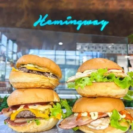 hemingway_cafe.jpg