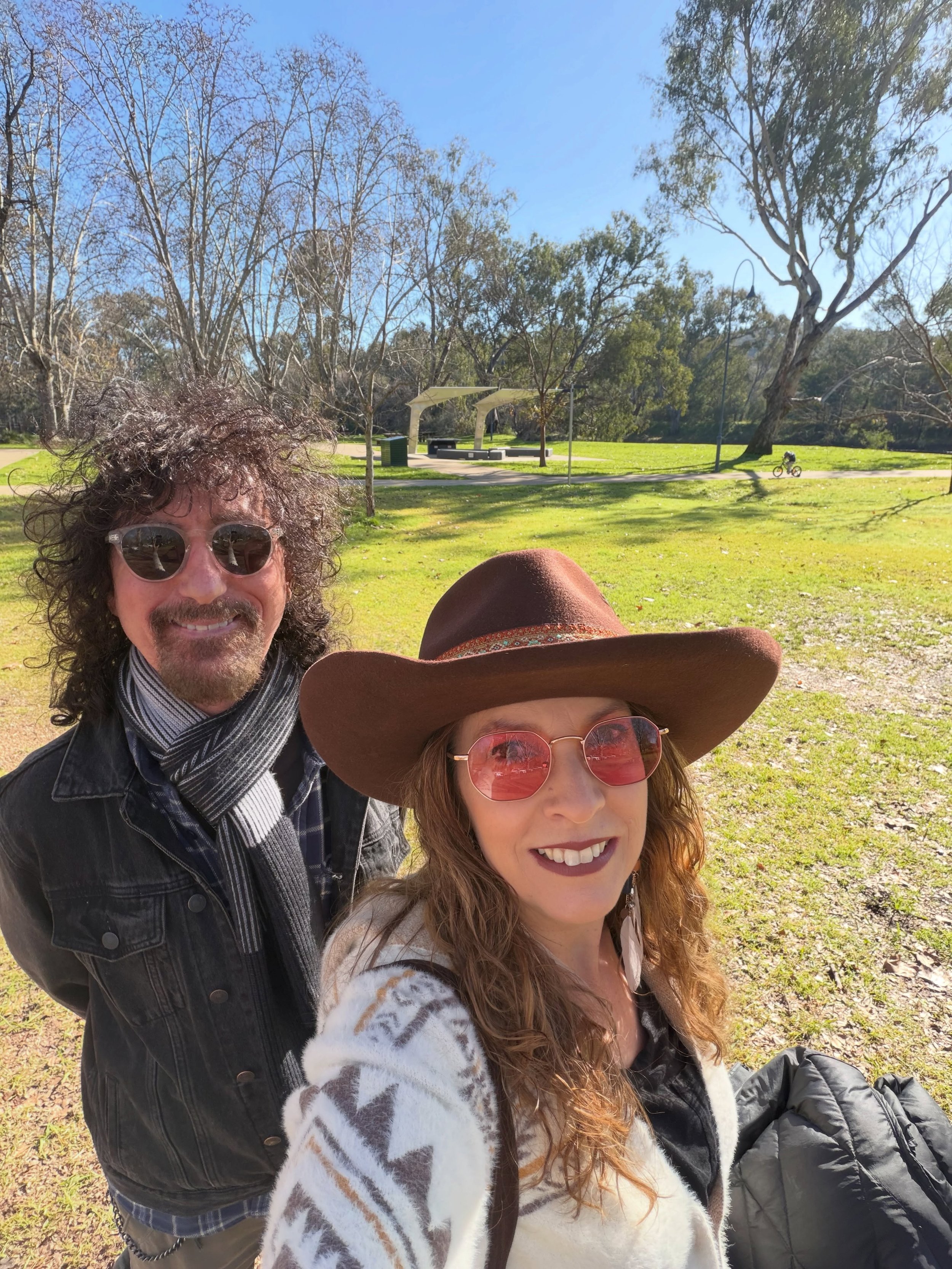 On the road to Tamworth. - Moonshine and Maple