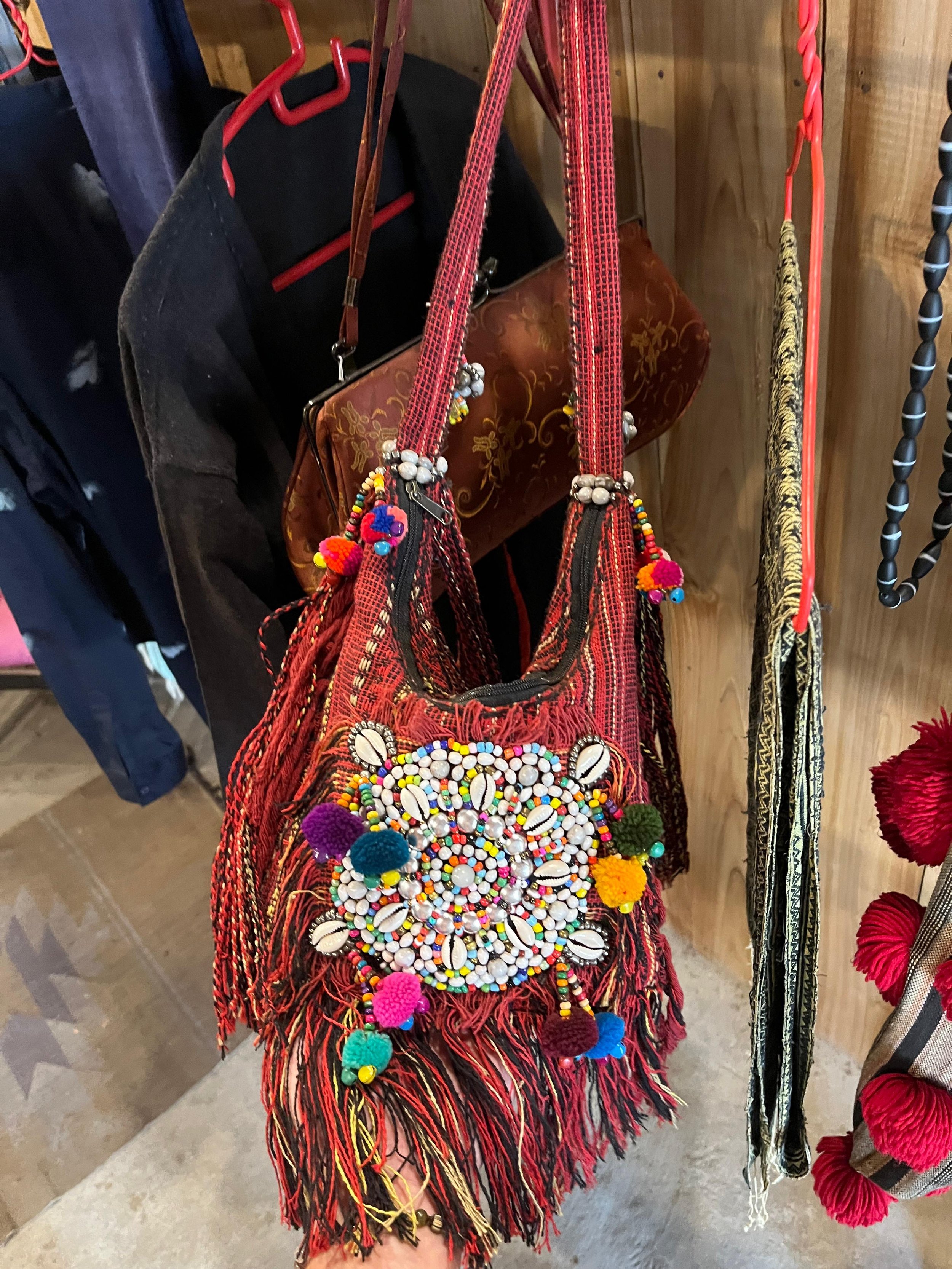 Bunte Tasche aus Baumwolle in speziellem Laos-Design