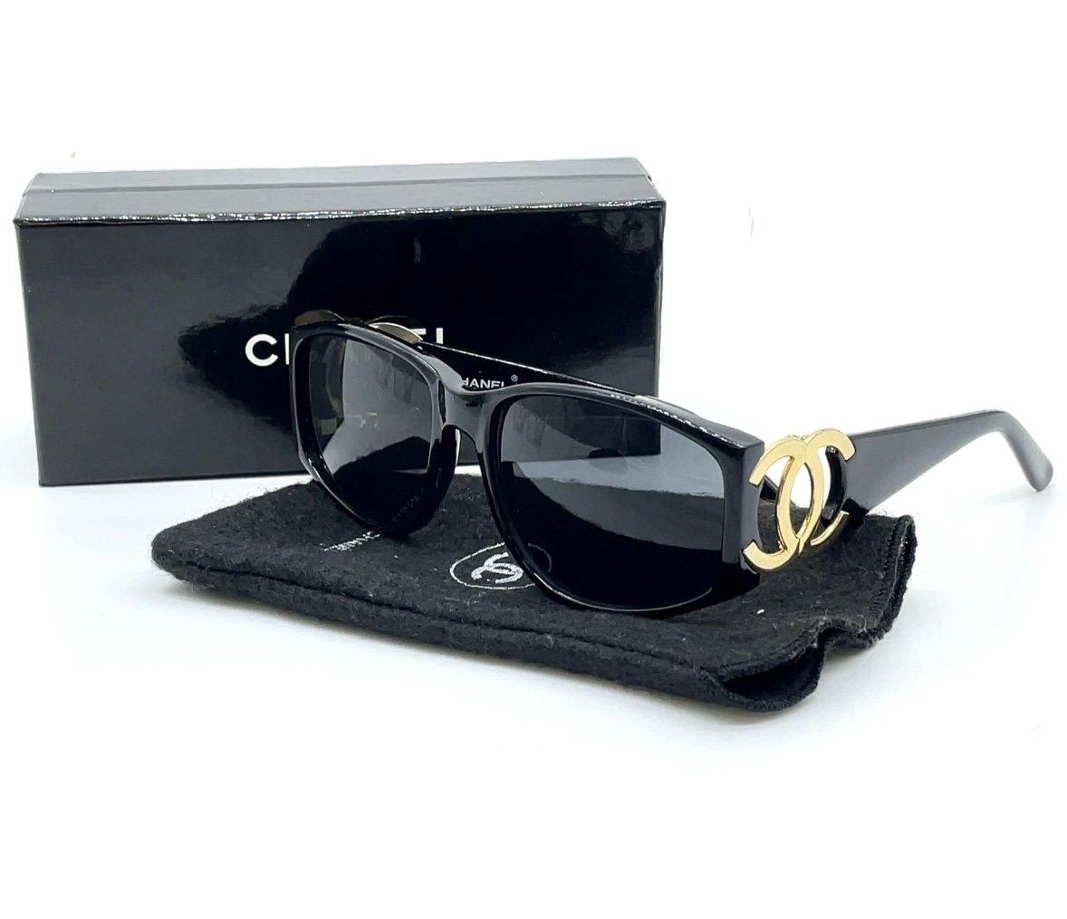 CHANEL 02461 90405 Coco Mark Black Sunglasses with box- Authentic Pre-Owned