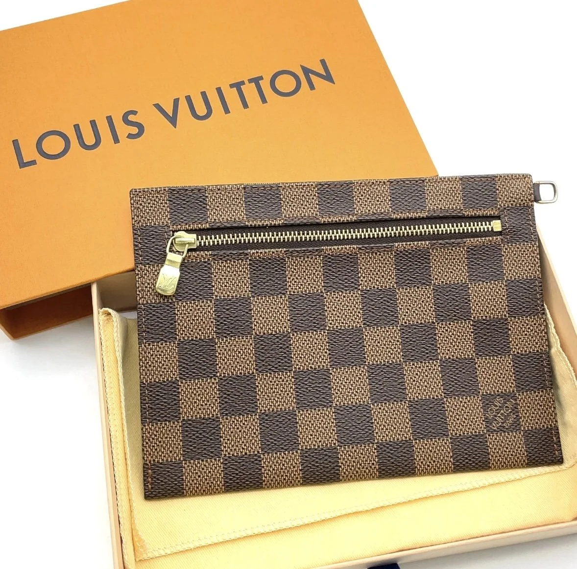 Louis Vuitton Damier Ebene Clifton Pouch Only W/Box/Dustbag- Authentic Pre-Owned
