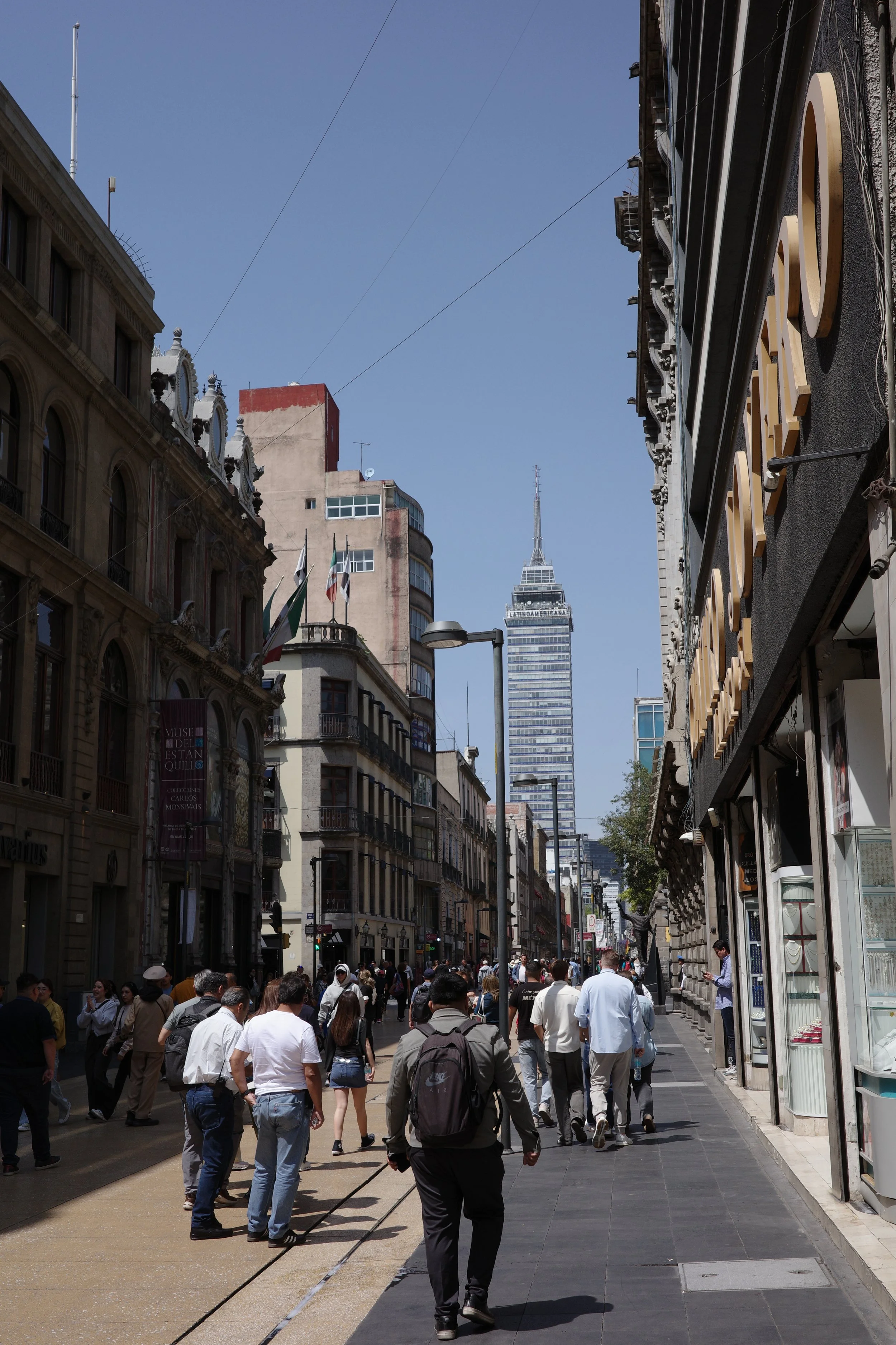 Watch Hunting in Mexico City 