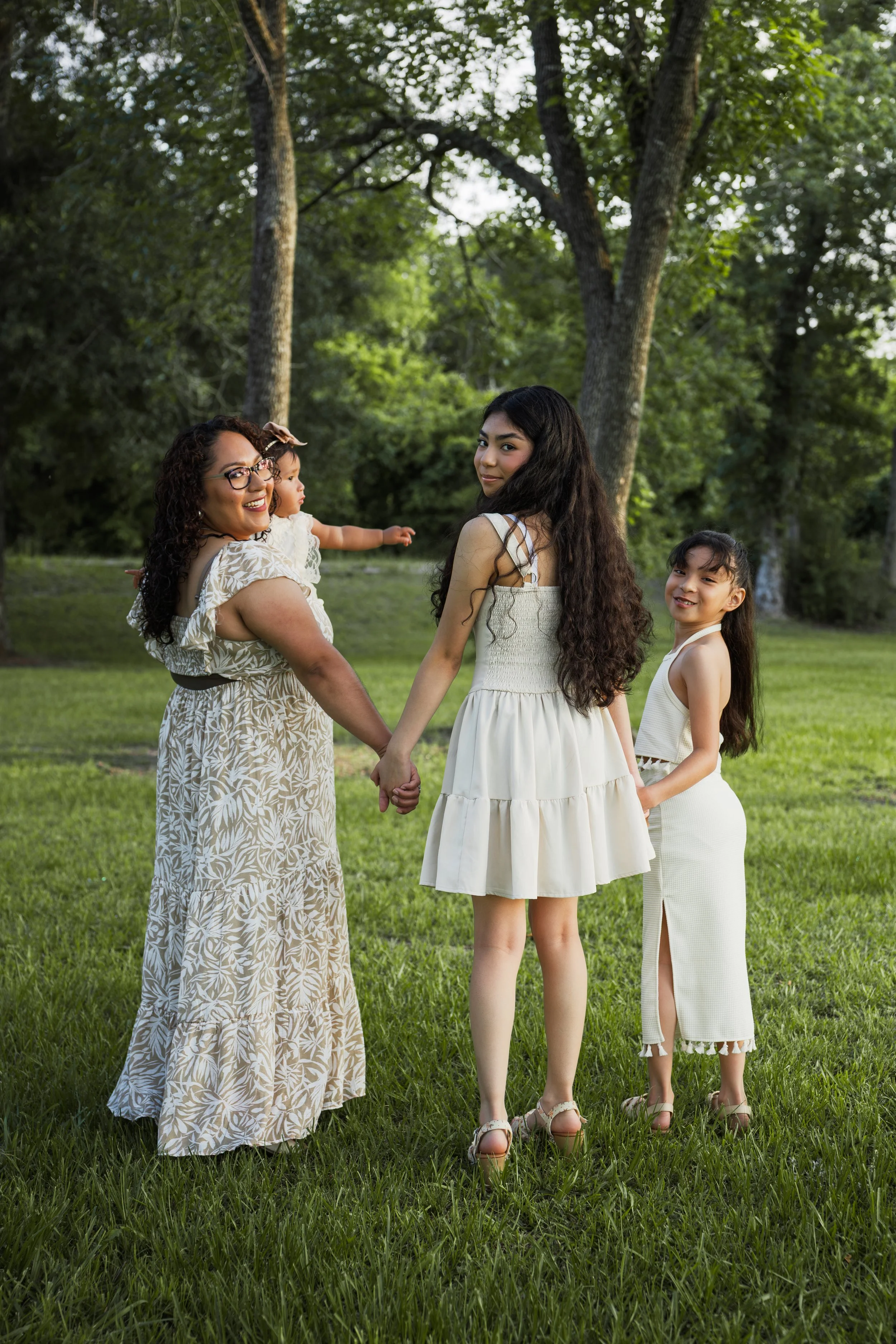 What to Wear for Fall Family Photos in Houston