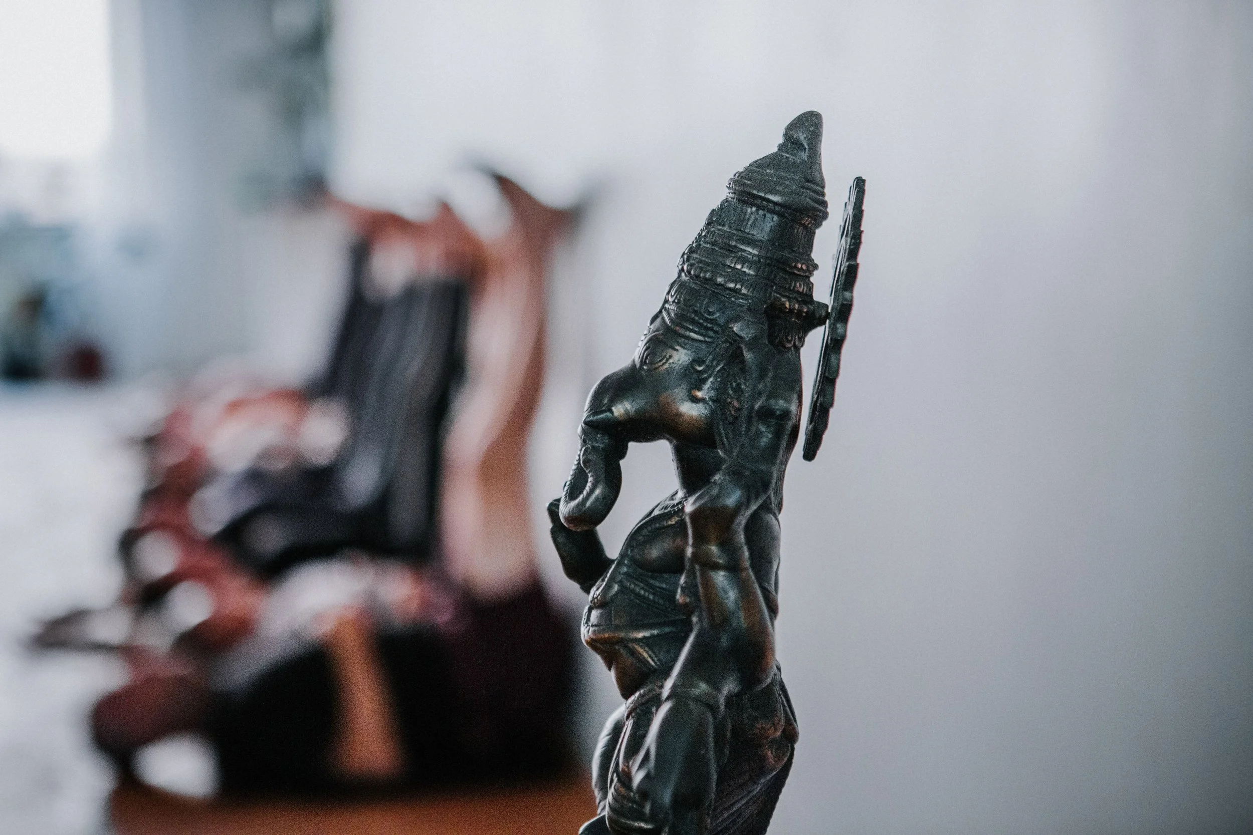 small group yoga class in Kingsley WA early morning practice