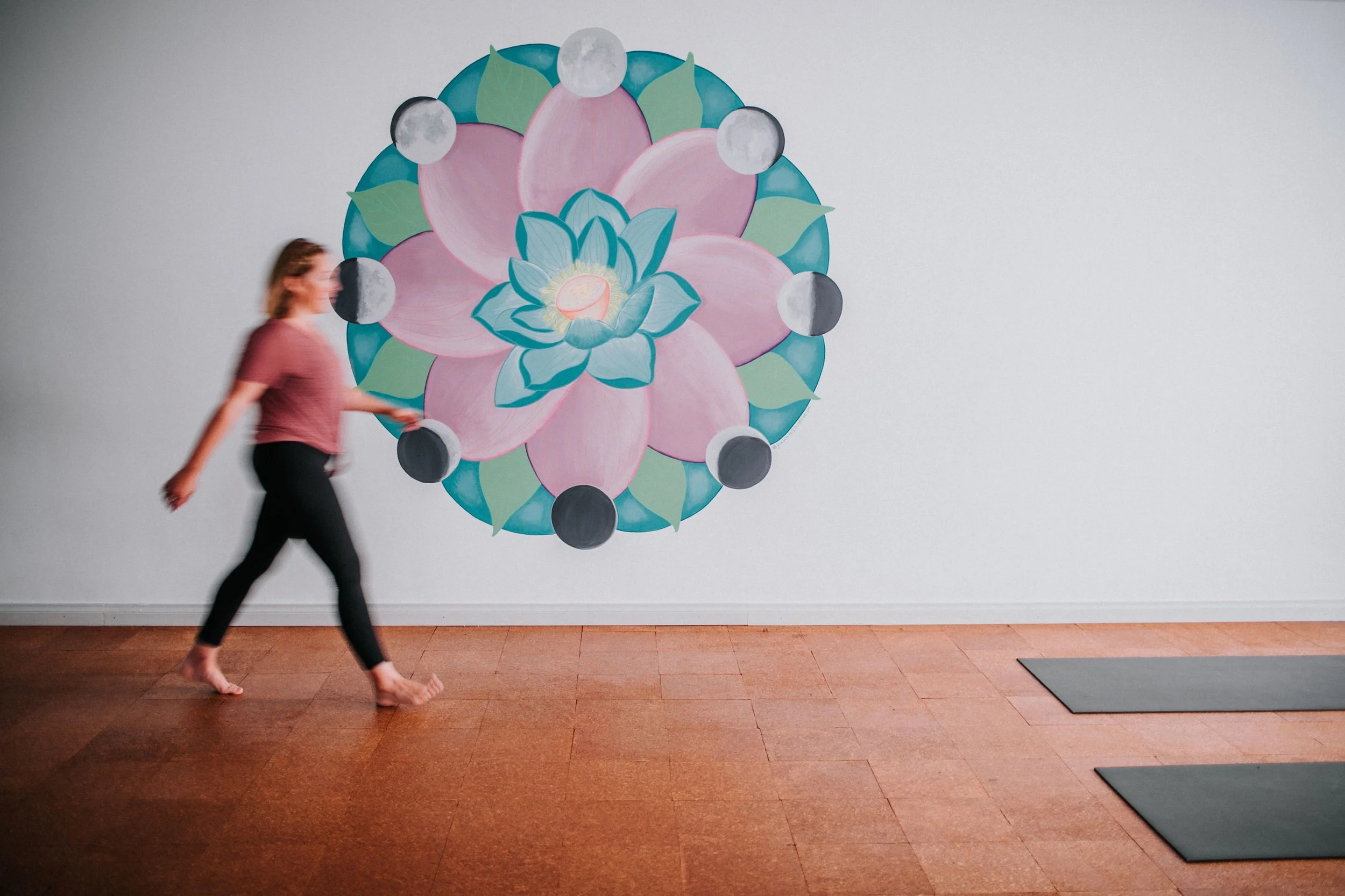 early morning yoga class in Kingsley Perth WA